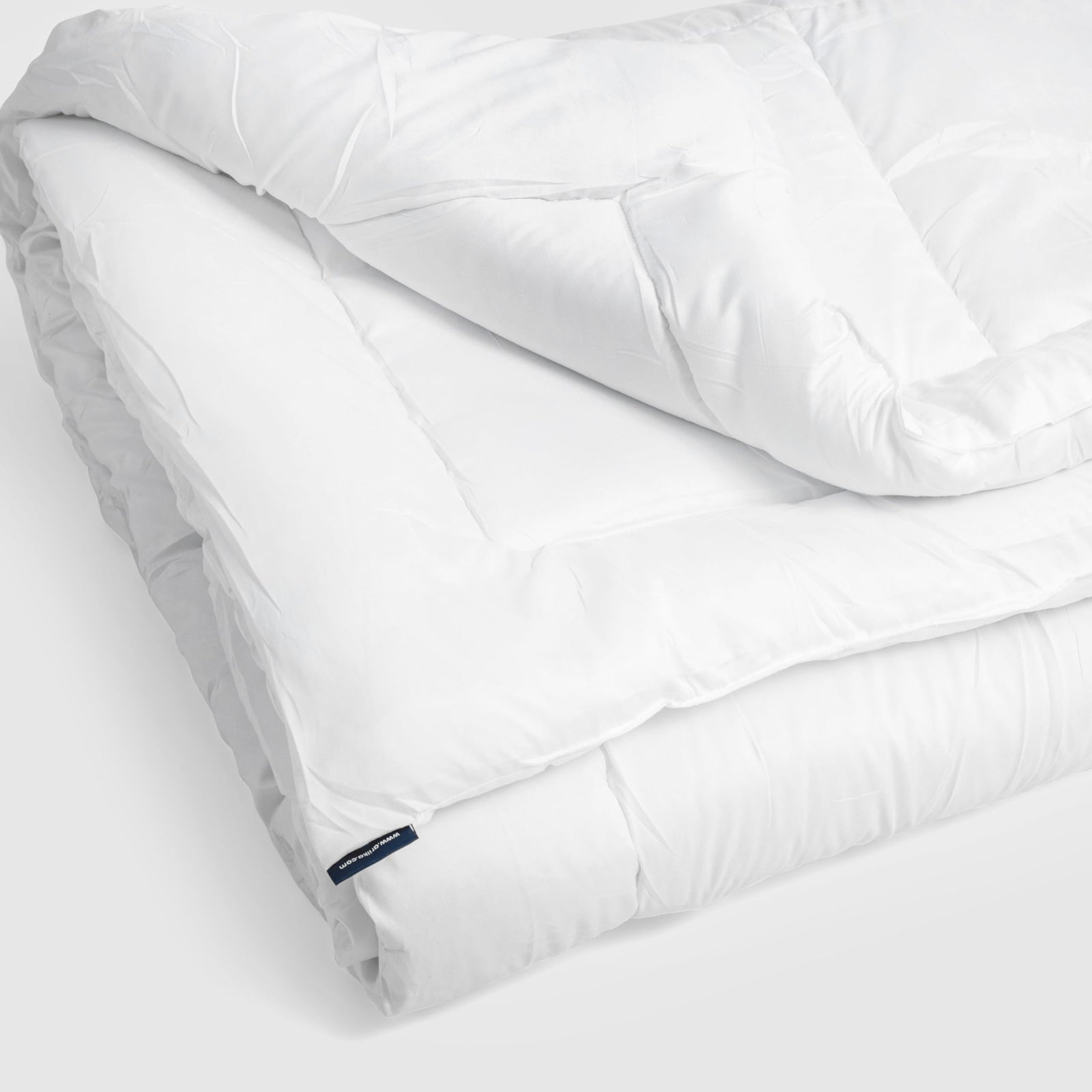 Ariika fiber duvet - queen - 220x220 cm - gsm 520-100% cotton outer cover - Damaged Box