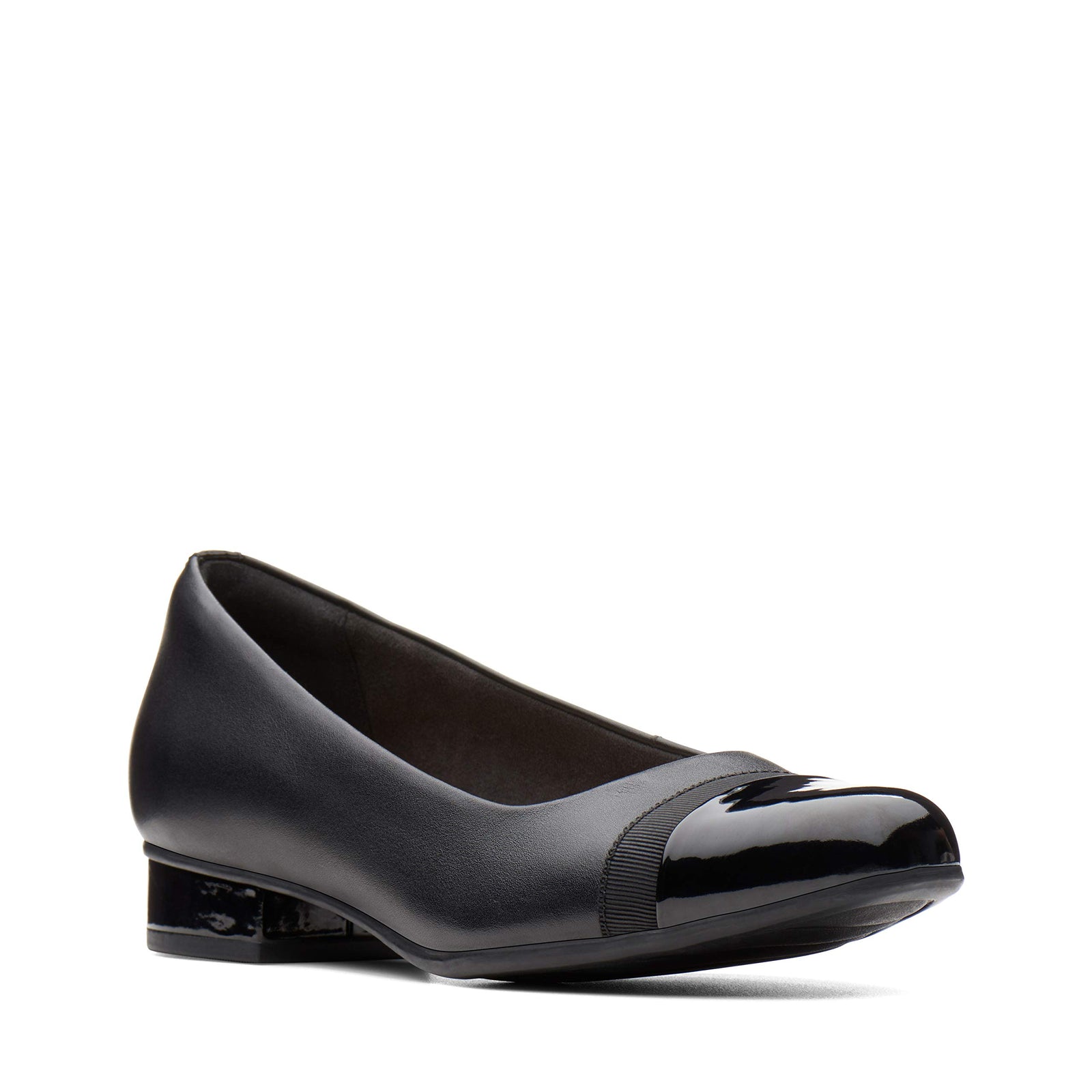 Clarks Elegant Girls’ Shoes with Stylish Design - Safqqa