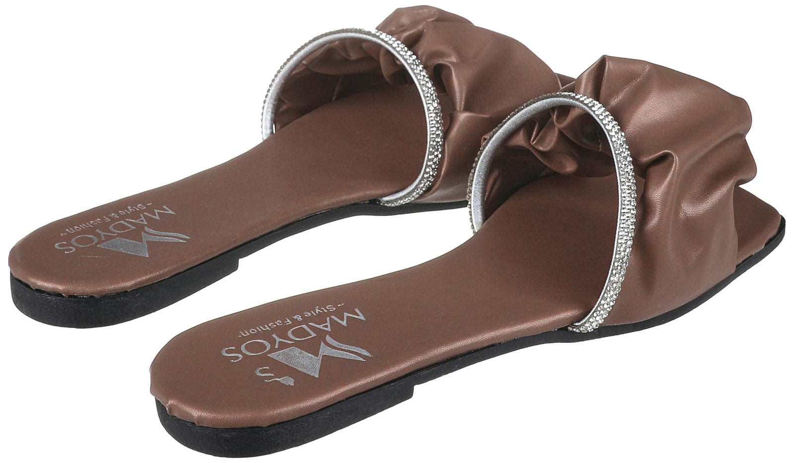 شبشب MADYOS للنساء هو حذاء مريح ومتعدد الاستخدامات، مناسب للاستخدام اليومي