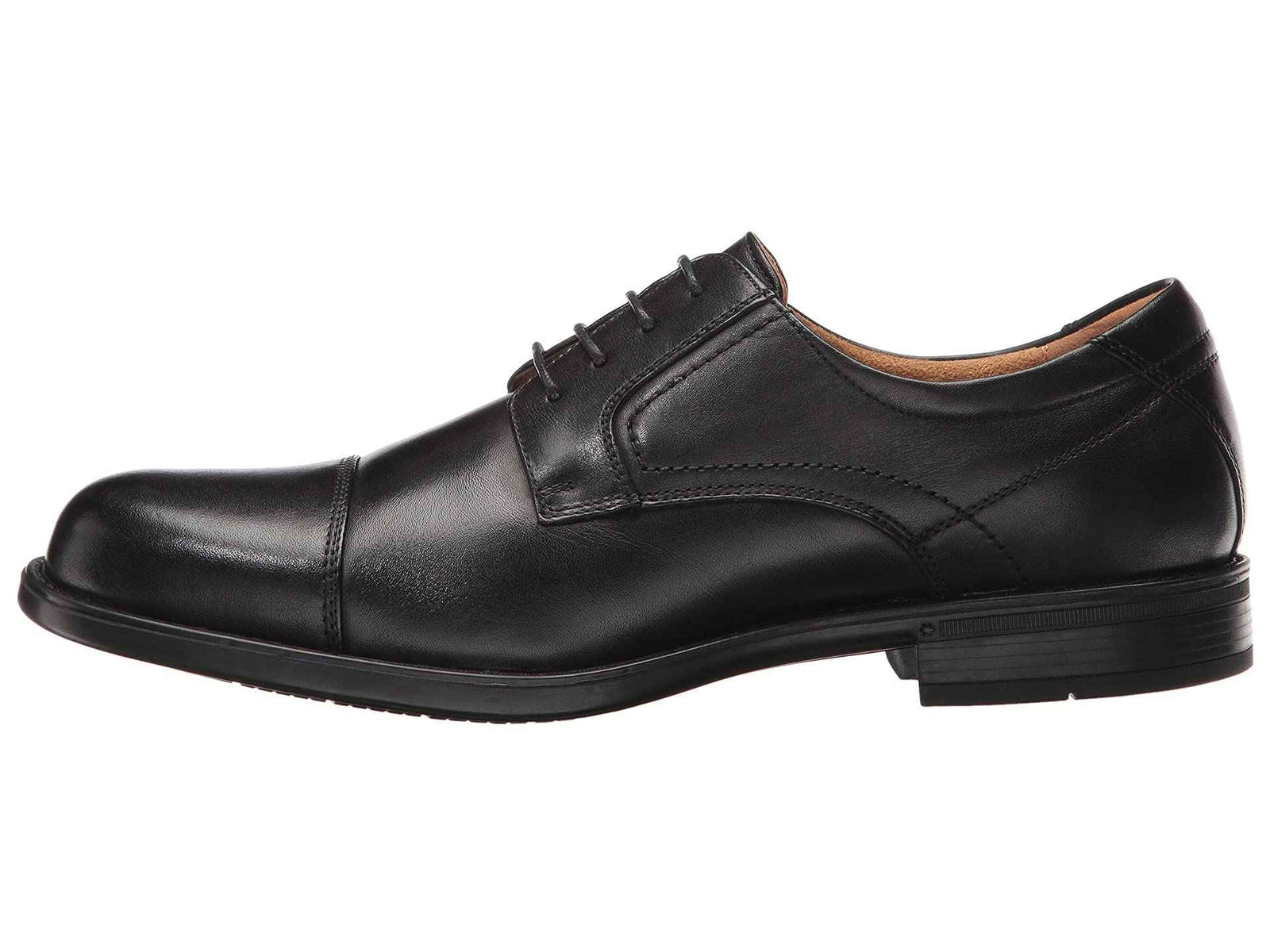 حذاء Florsheim للرجال يجمع بين الأناقة الكلاسيكية والراحة والمتانة. مصنوع من خامات عالية الجودة، يوفر دعمًا ممتازًا للاستخدام اليومي أو المناسبات الرسمية أو بيئة العمل