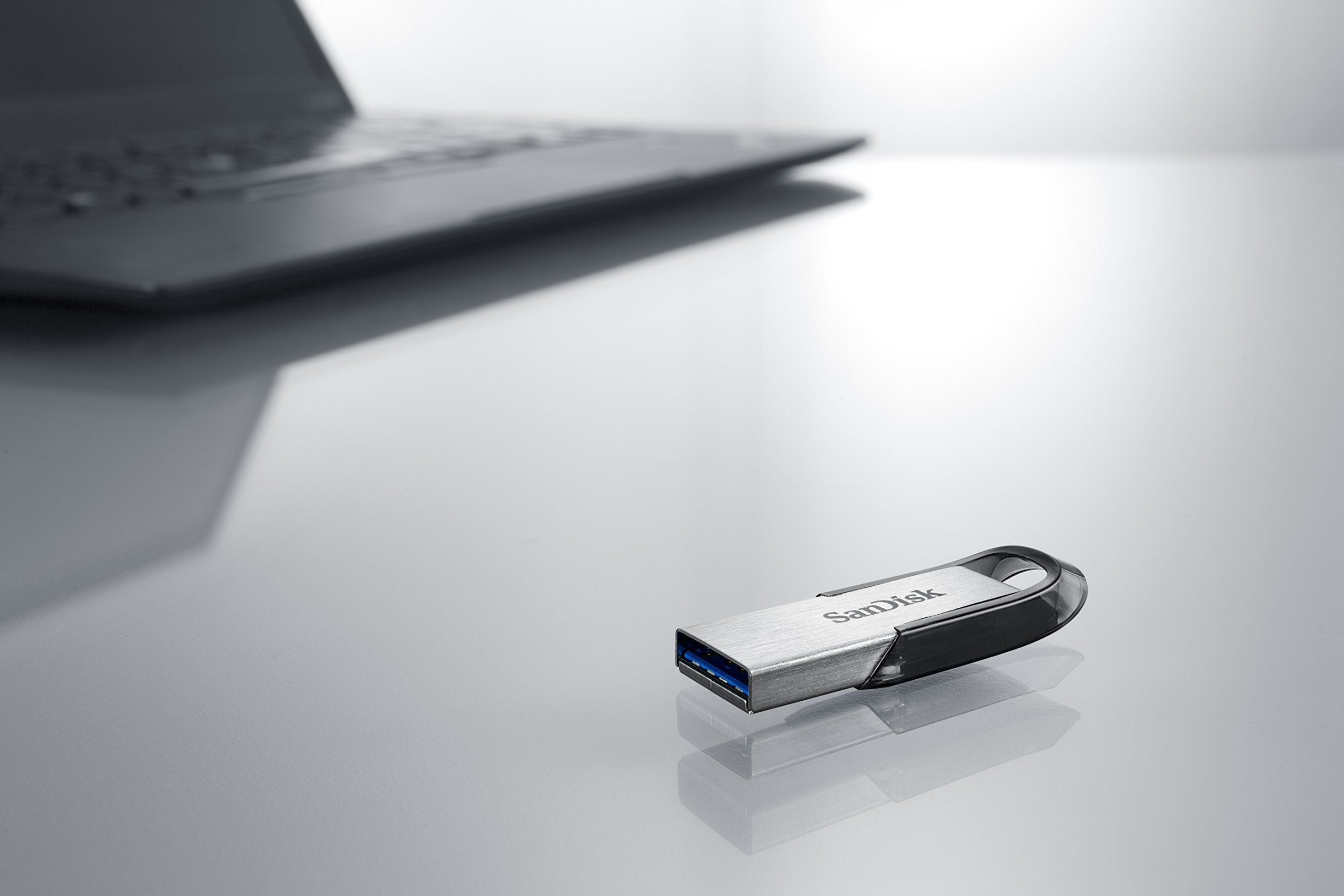 سانديسك الترا فليير 64 جيجابايت فلاش درايف USB 3.0