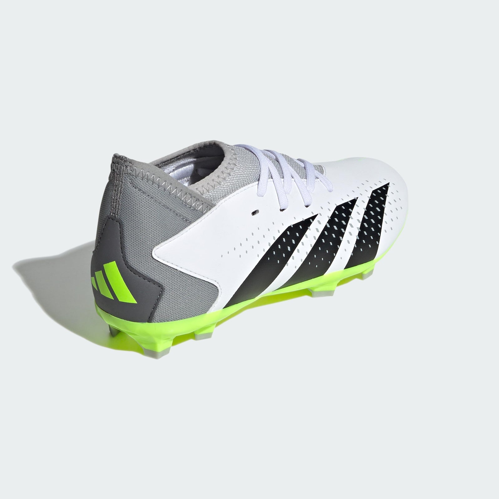 adidas Unisex kids PREDATOR ACCURACY.3 FG J Football Shoes (Firm Ground)