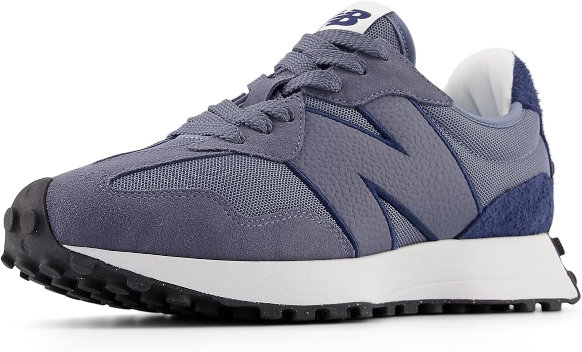 New Balance Women’s Shoes NAVY – Safqqa Egypt
