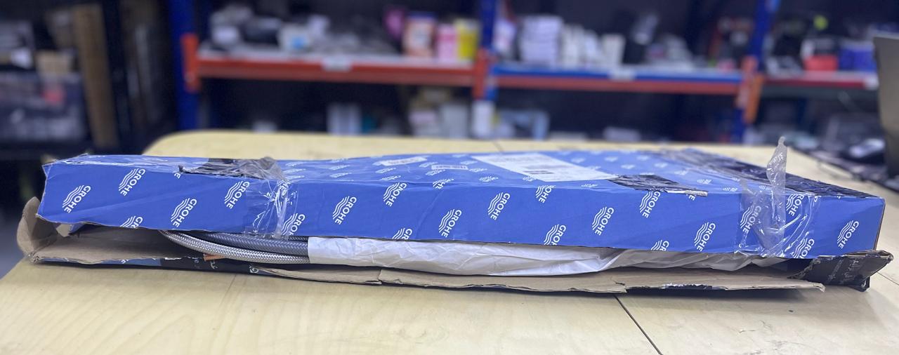 GROHE 31615GL0 Sink Mixer with SmartControl, Kitchen Faucet, Chrome Finish- Damage Box