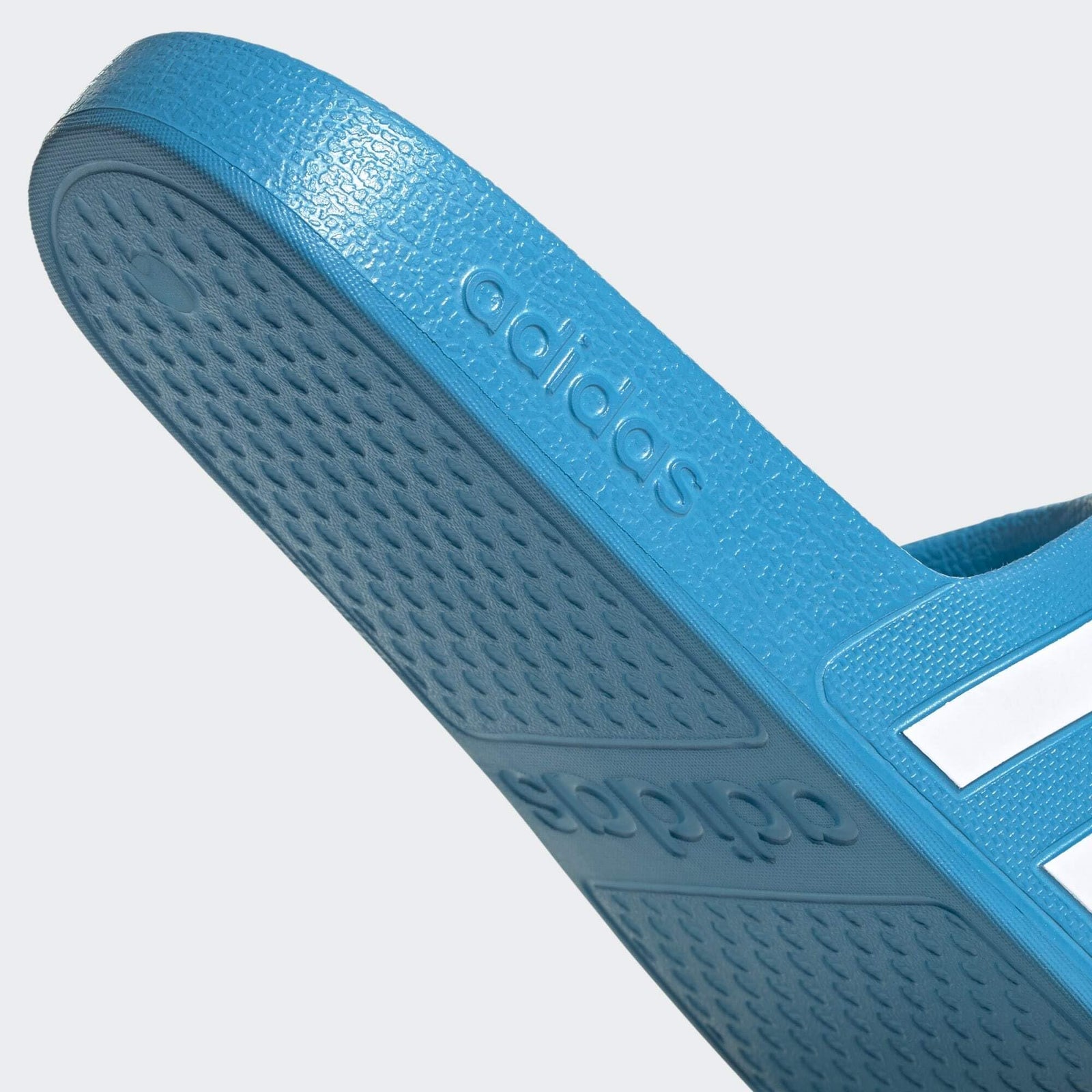 Adidas Slipper For Men Ideal for casual, indoor, or outdoor use
