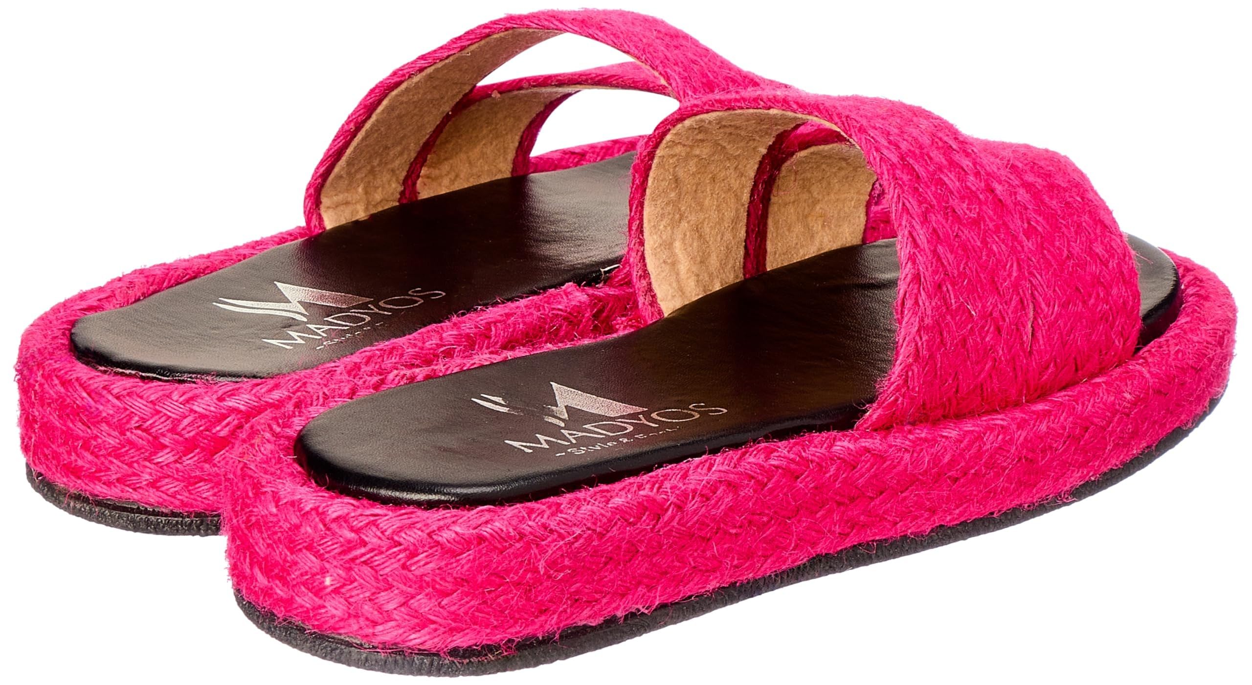 شبشب مديـوس العصري بتصميم فريد ولمسة أناقة مريحة