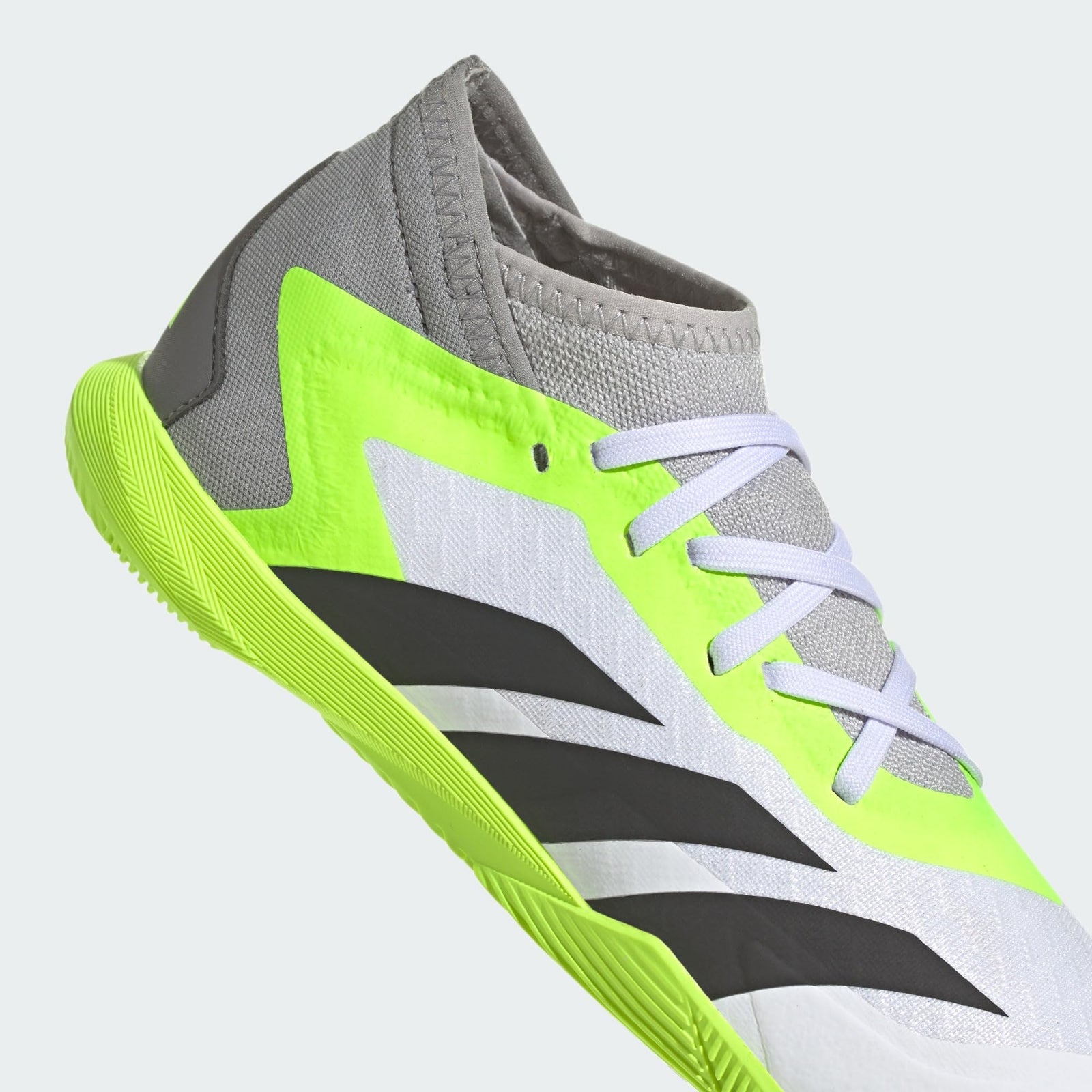 adidas Unisex ACCURACY.3 IN J Football Shoes (Indoor)