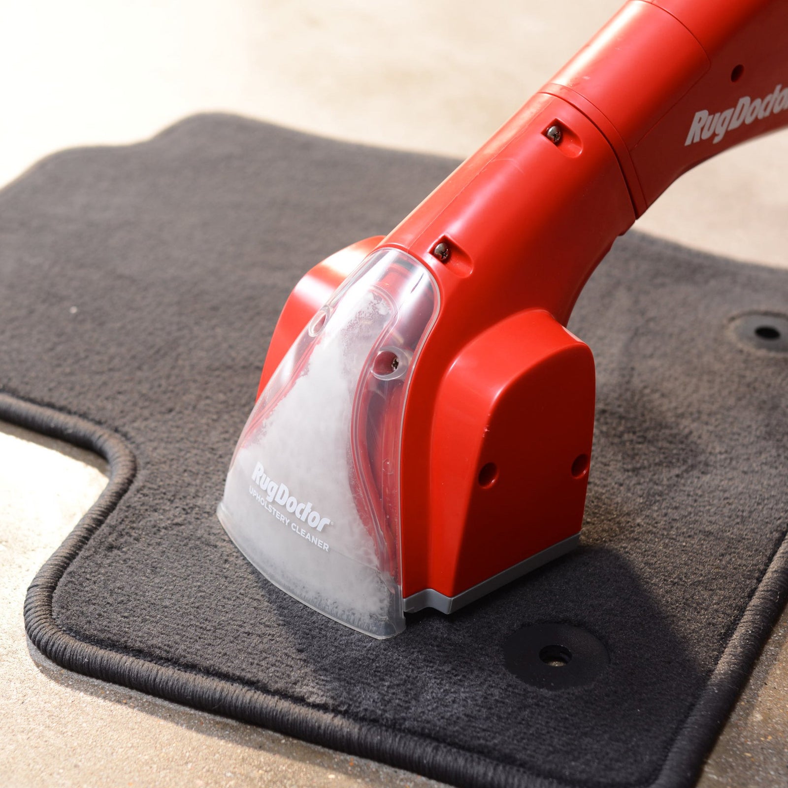 ملحق تنظيف الأرائك Rug Doctor Pro – فرشاة مزدوجة بمحرك 