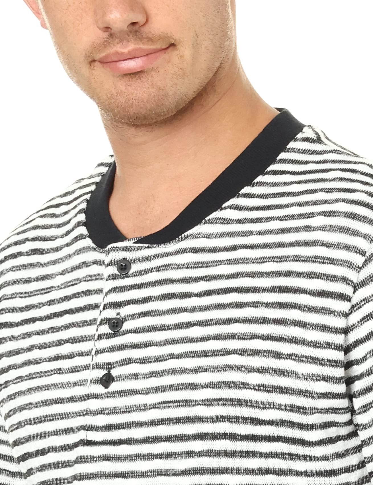 سويت شيرت رجالي مخطط بياقة هنلي وأزرار من أوف كليف – بأكمام طويلة