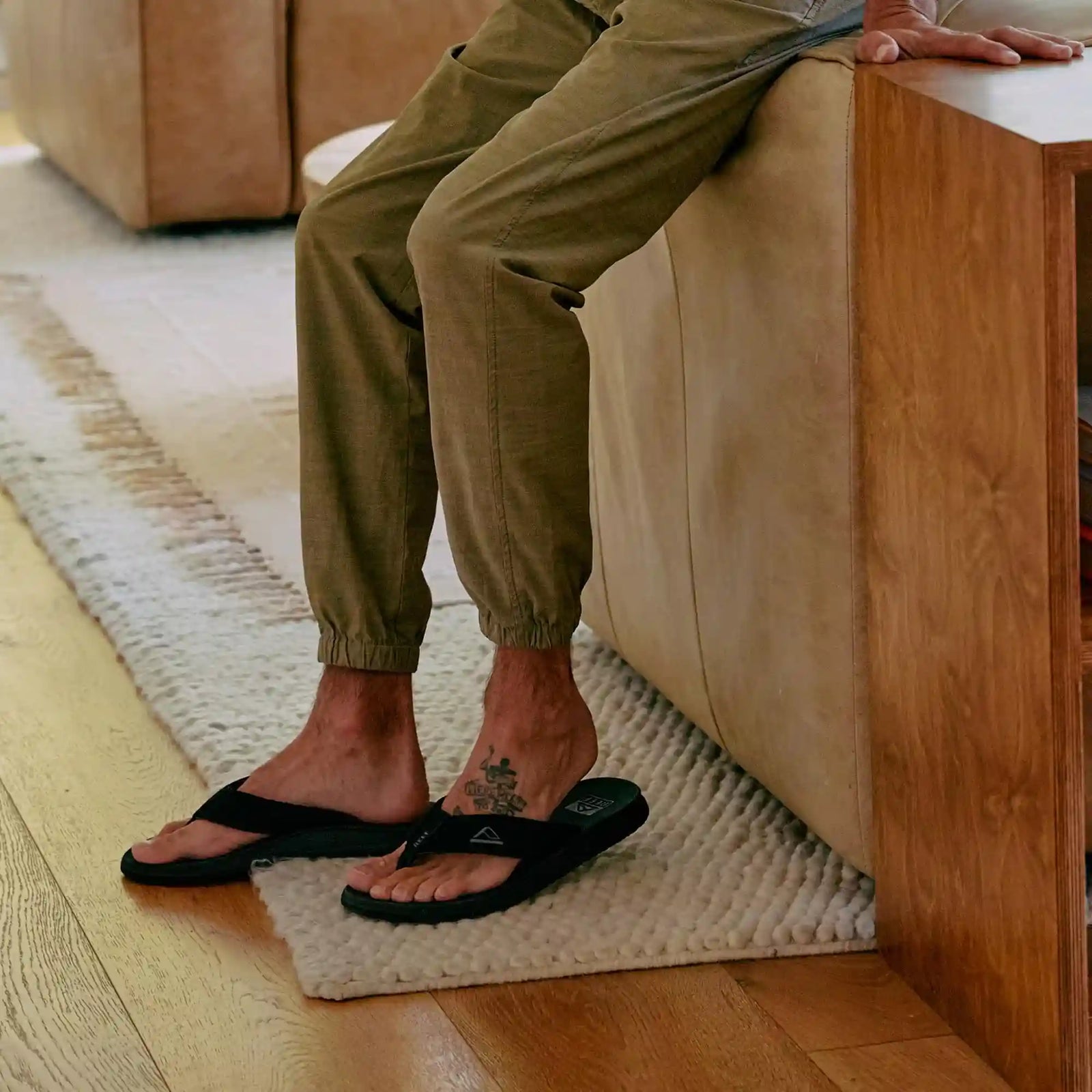 REEF Slipper For mens Soft and cushioned for maximum comfort