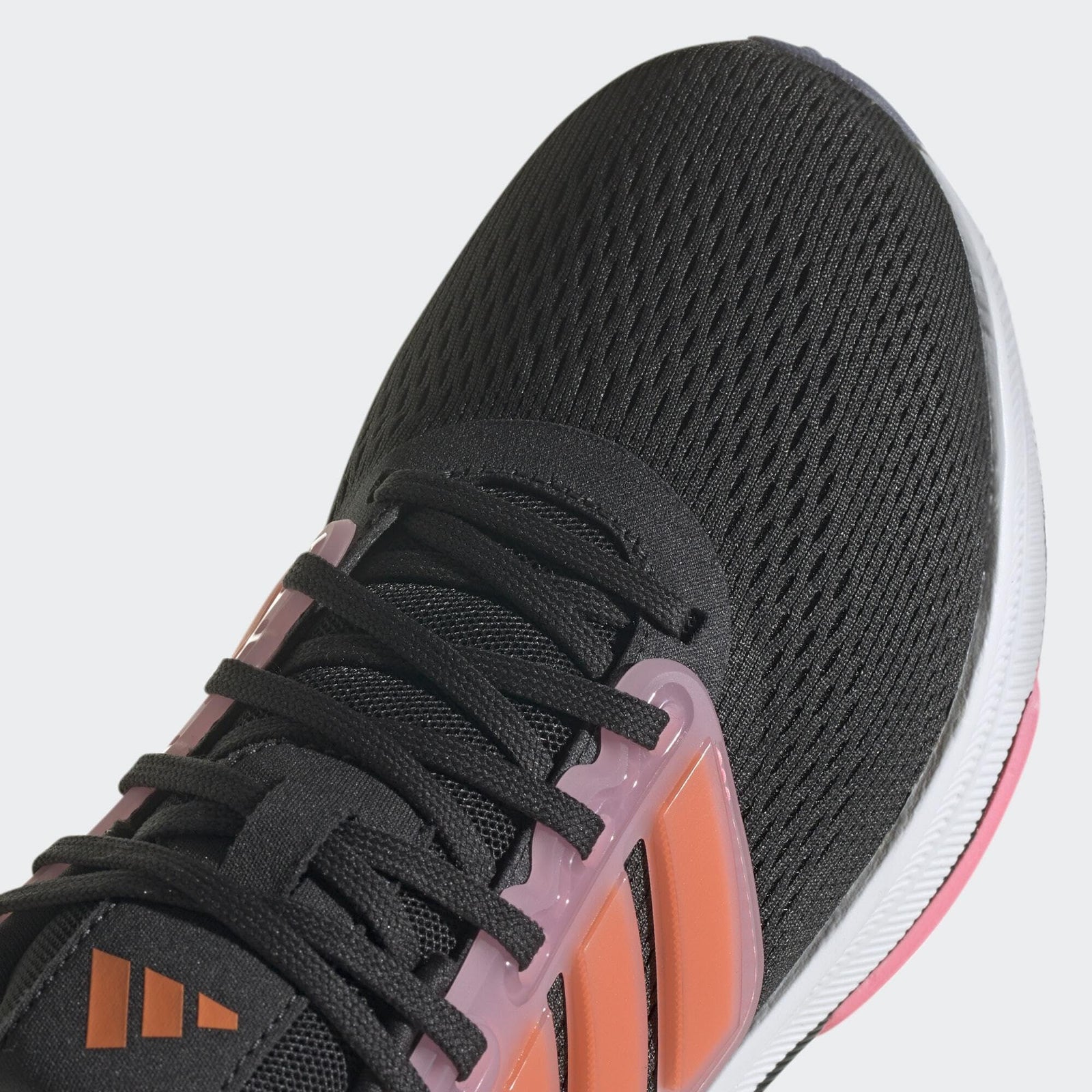 أديداس حذاء نسائي ULTRABOUNCE W