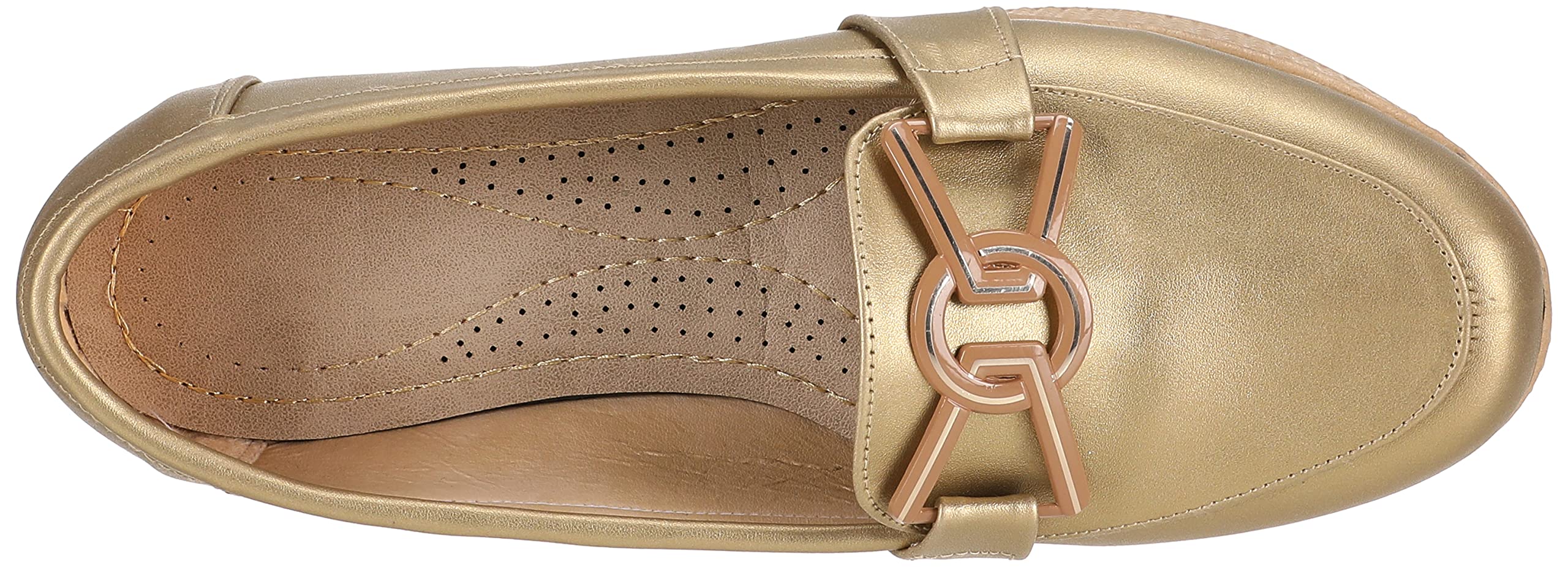 أحذية SWAY للنساء تجمع بين الأناقة والراحة والمتانة للاستخدام اليومي. تصميمها مزود بنعل داعم ومصنوعة من مواد عالية الجودة لتوفير راحة طوال اليوم – Safqqa Egypt