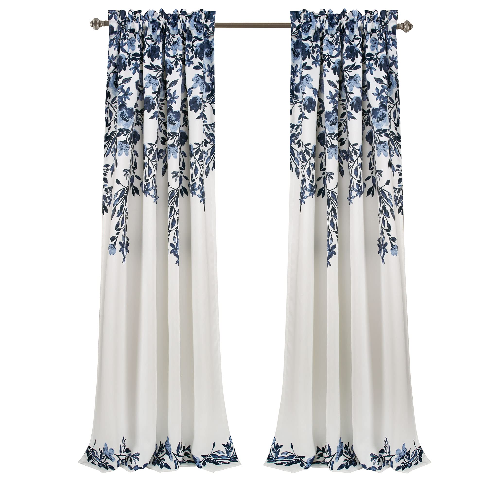 ستائر لاش ديكور تانيسا بتصميم زهور وأغصان متداخلة باللونين الأزرق الداكن والأبيض. تتميز بقماش عالي الجودة يساعد على تخفيف دخول الضوء والحفاظ على الخصوصية، مما يجعلها مثالية لغرف النوم أو المعيشة