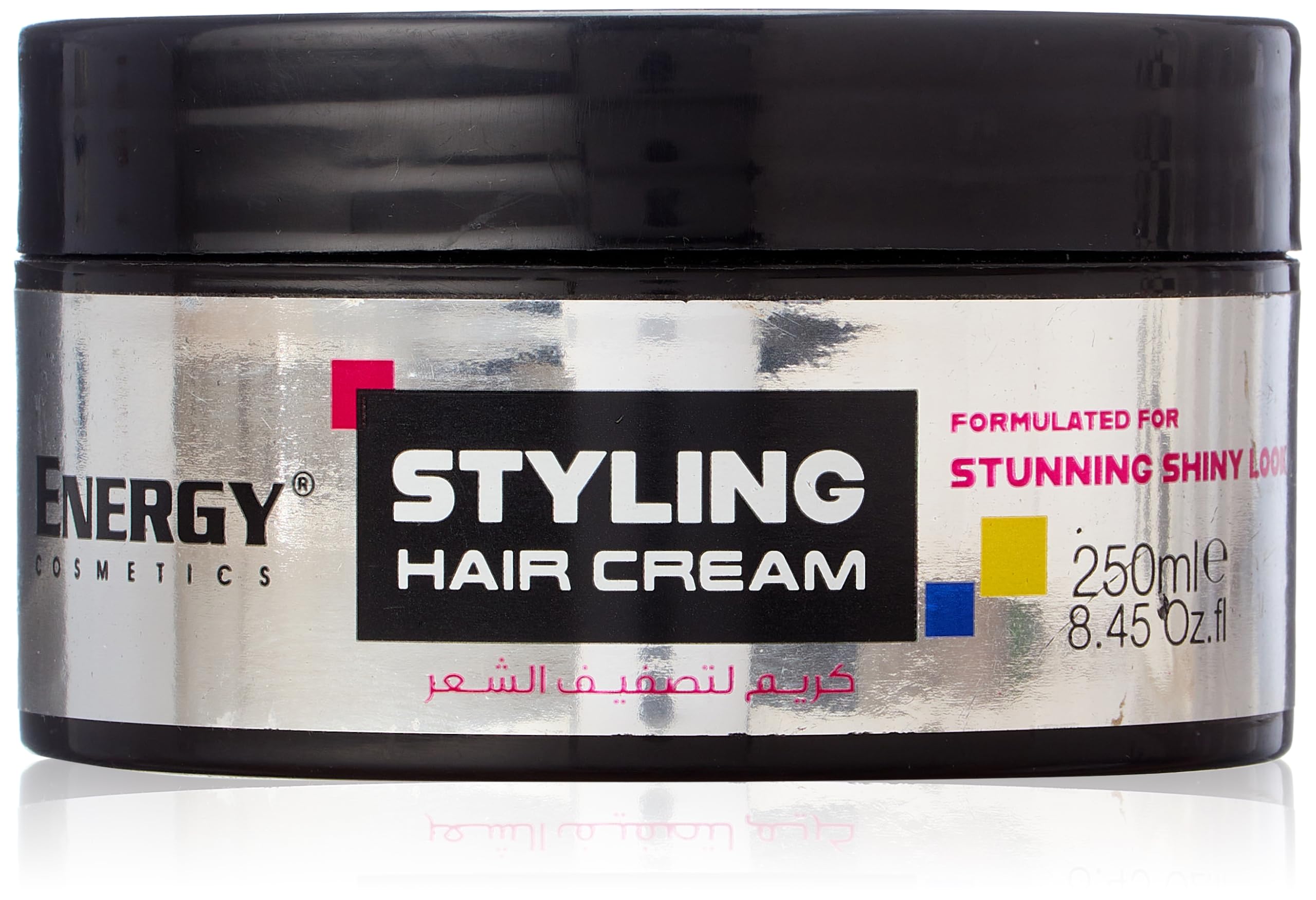 كريم تصفيف الشعر إنرجي ستانينج شيني لوك – 250 مل يمنح الكريم تثبيتًا طبيعيًا مع إضافة لمعان رائع ونعومة للشعر. تركيبته الخفيفة تغذي وتحمي الشعر من الجفاف والتجعد والأضرار الناتجة عن أدوات التصفيف بالحرارة