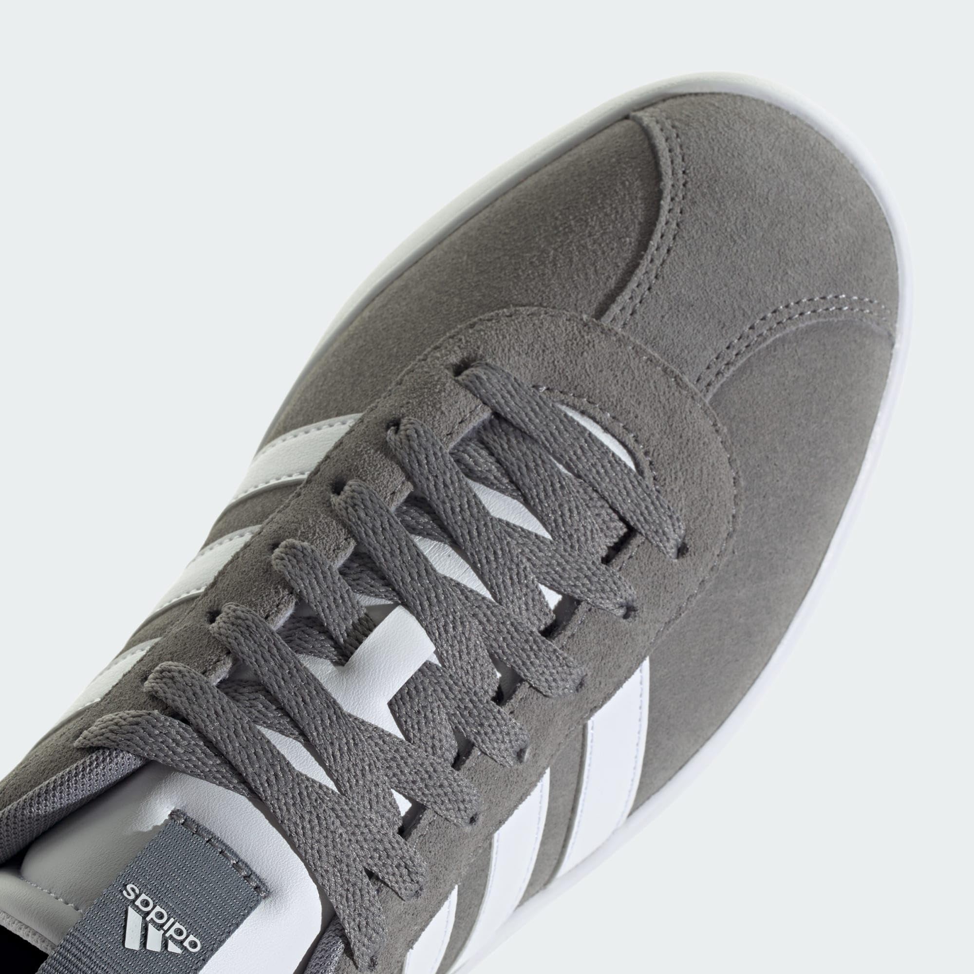 أحذية adidas للرجال