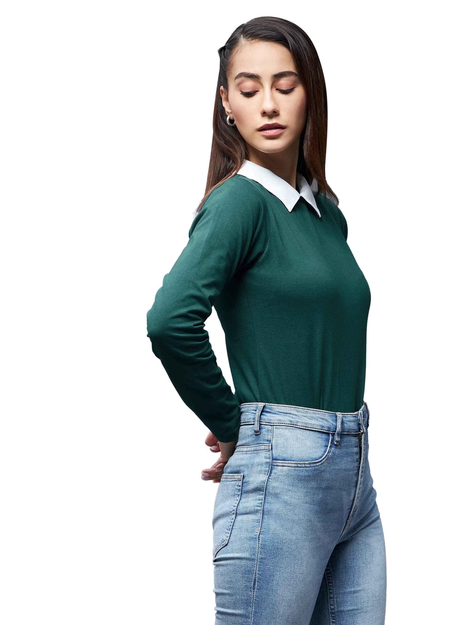 بلوزات نسائية من Miss Olive تجمع بين الأناقة والراحة والأسلوب العصري. مصنوعة من خامة ناعمة تسمح بمرور الهواء، وتمنح قَصّة مريحة تناسب العمل، الخروج اليومي، أو المناسبات الخاصة