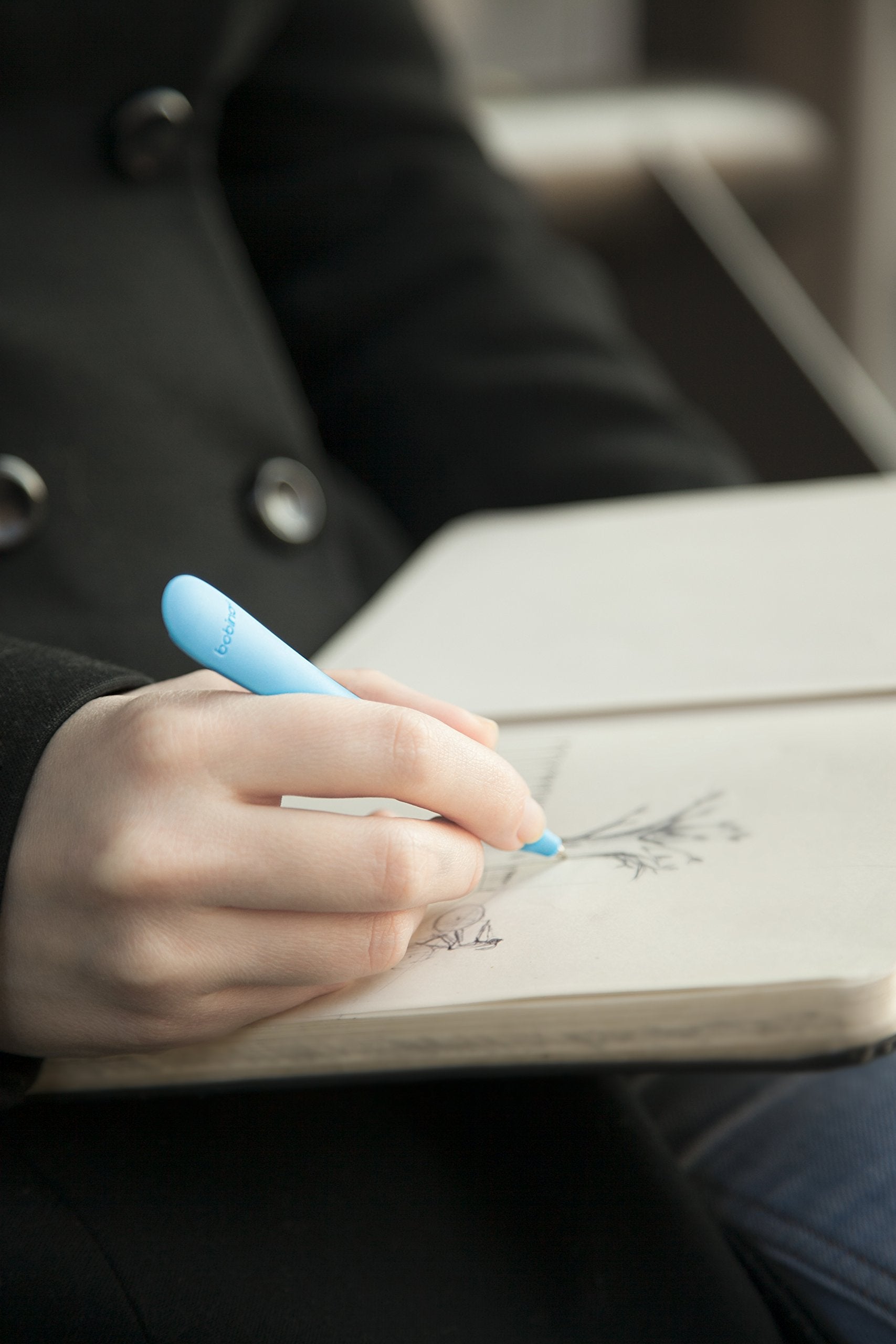 قلم بوبينو سليم نحيف – تصميم عملي أنيق وسهل الحمل