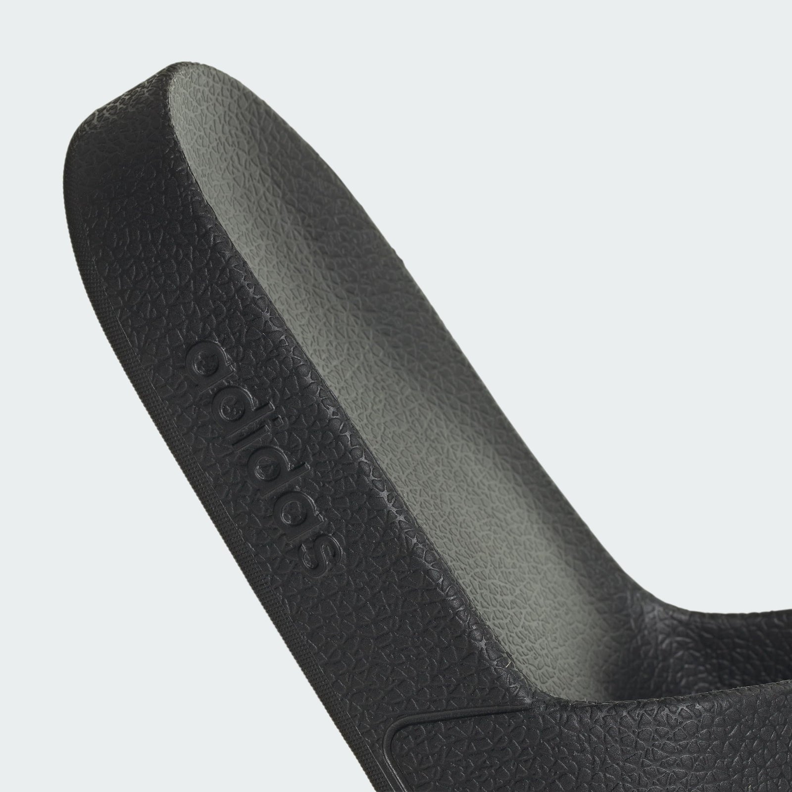 adidas Slipper For Mens
