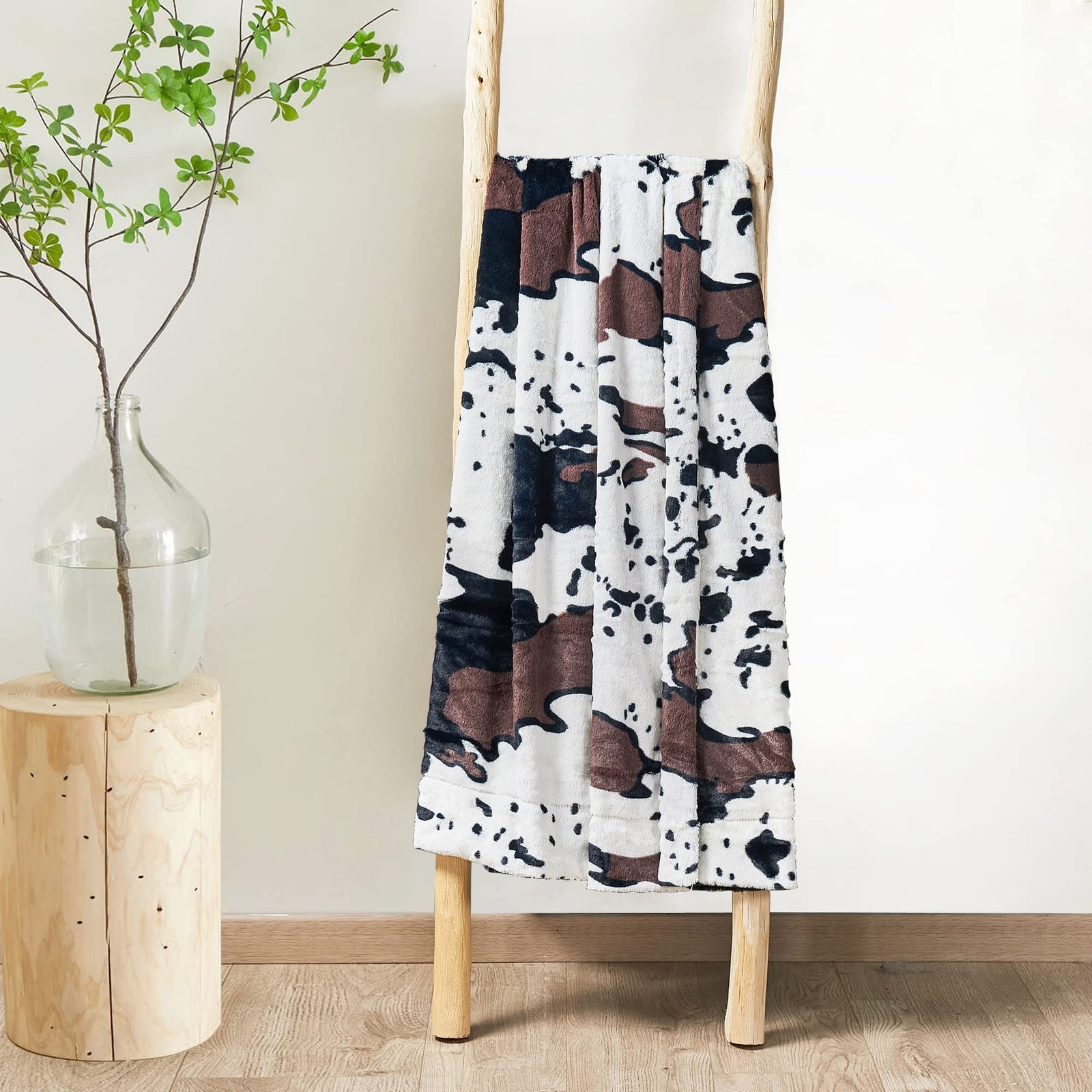 Home Soft Things Animal Printed Throw, 50