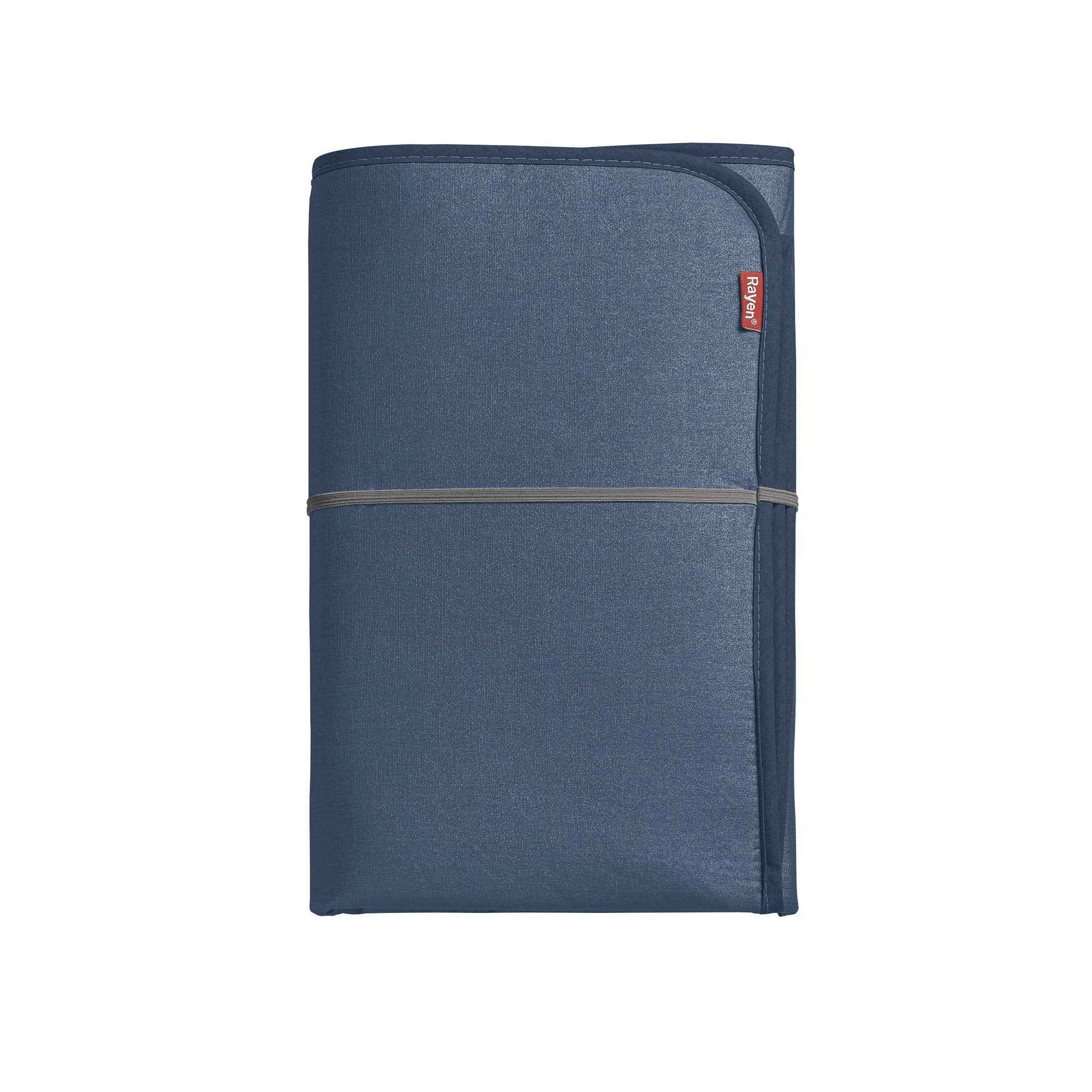 غطاء RAYEN لحماية الطاولة أثناء الكي هو ملحق عملي مصمم لحماية الطاولة من الحرارة والبخار والبقع