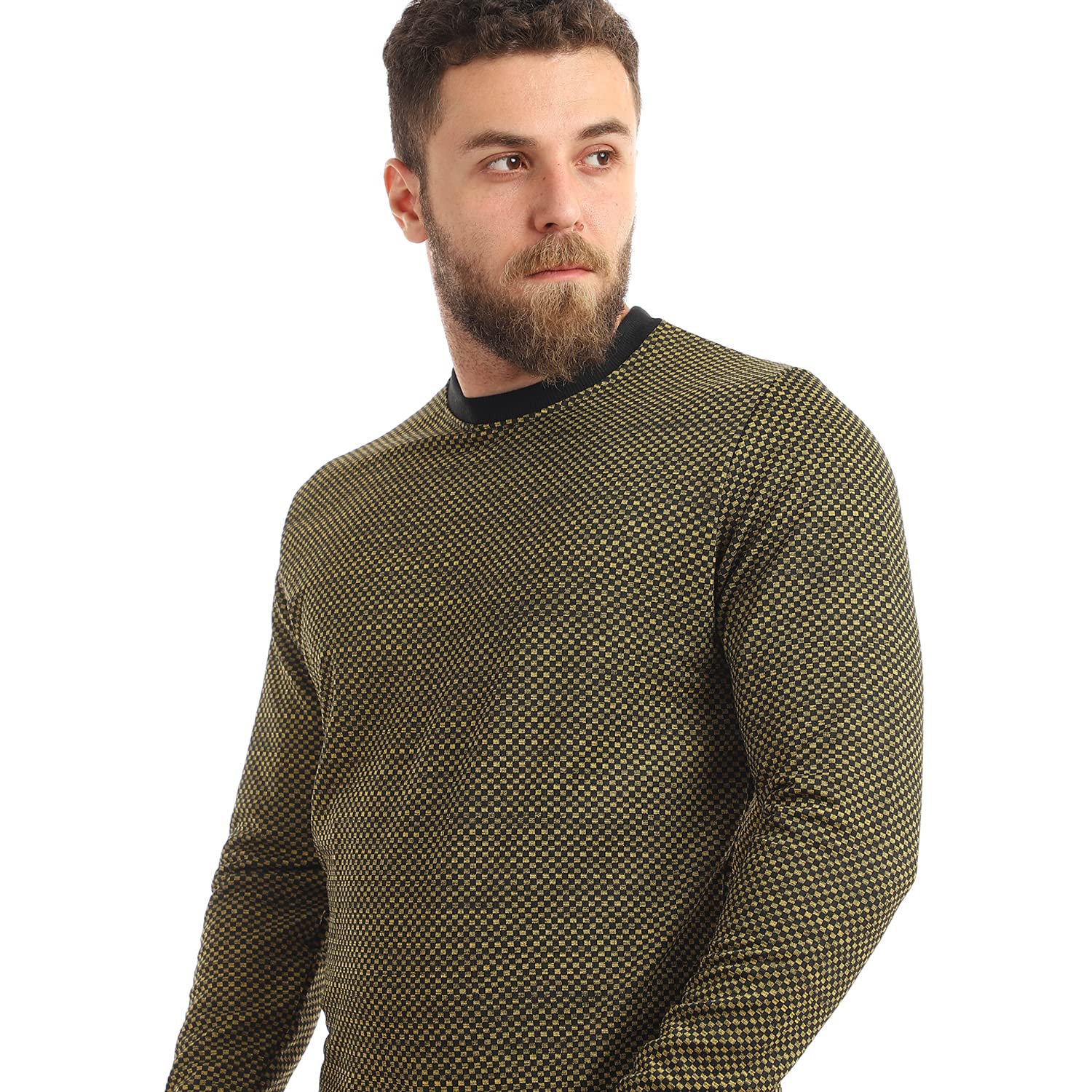 سويتر رجالي بياقة مستديرة – خامة محاكة ناعمة ومريحة