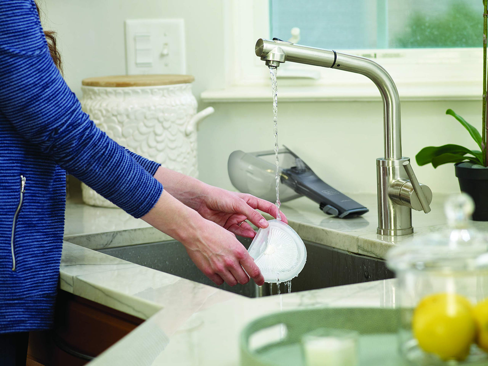 Black+Decker 10.8V 1.5Ah Li-Ion 500ml Cordless Dustbuster Handheld Vacuum with Integrated Brush Tool & Jack Plug Charger for Home & Car, Red - DVA315J-B5,