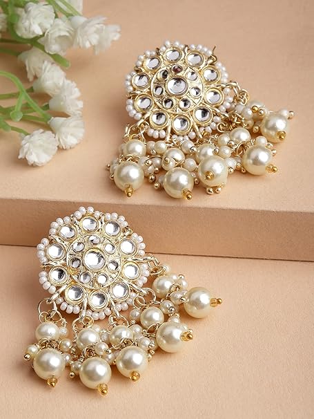 أقراط نسائية من ماركة Shining Diva Fashion موديل 13813ER بتصميم لؤلؤي باللون الأبيض