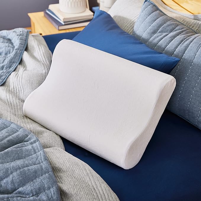 وسادة سفر من Sleep Innovations مصممة لتوفير الراحة والدعم للنائمين على الجانب أو الظهر أثناء السفر