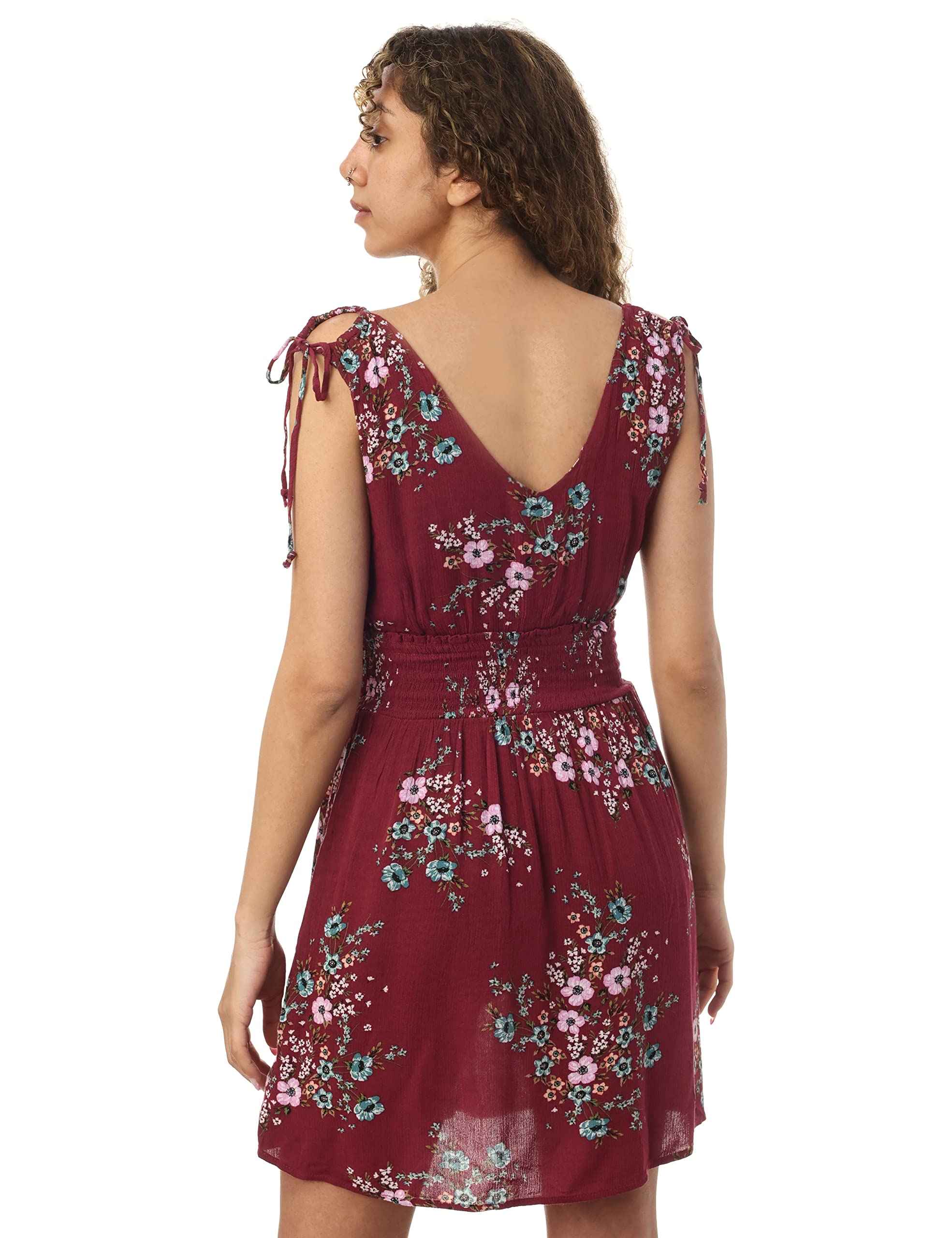 فستان إيروبوستال النسائي المزهر بفتحة رقبة على شكل حرف V وواسع من الأسفل - تصميم أنيق وعصري