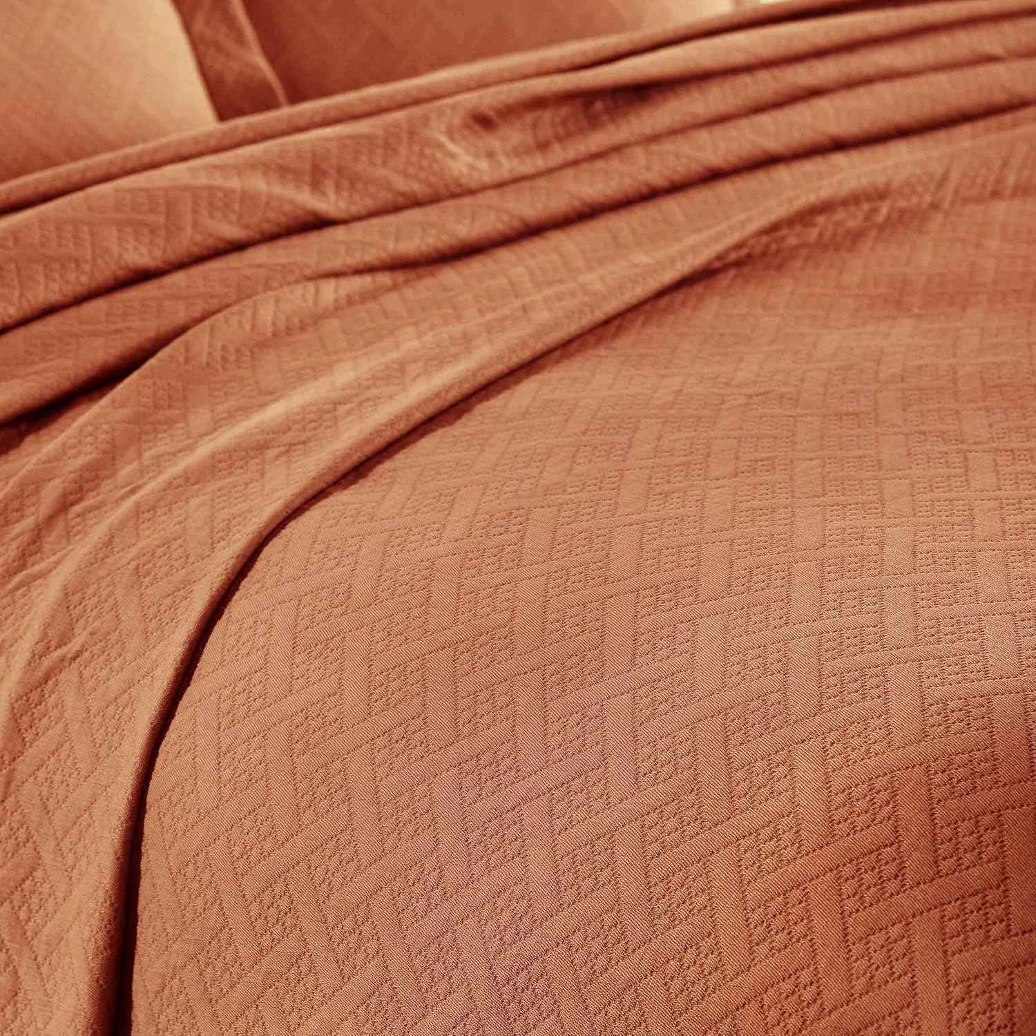 SUPERIOR Cotton Basketweave 3-Piece Bedspread Set - Full, Mandarin – Safqqa Egypt