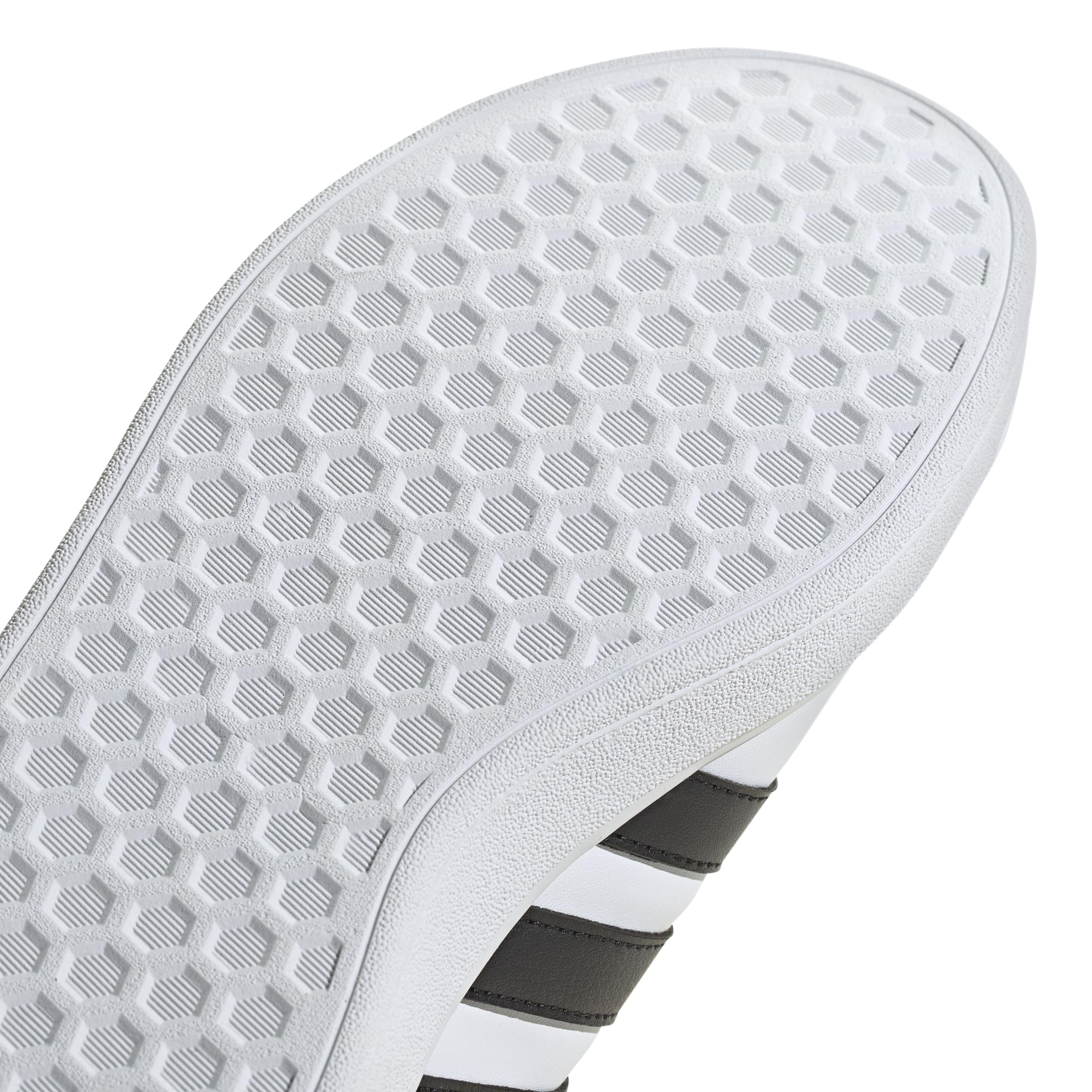adidas Shoes mens- Damage Box