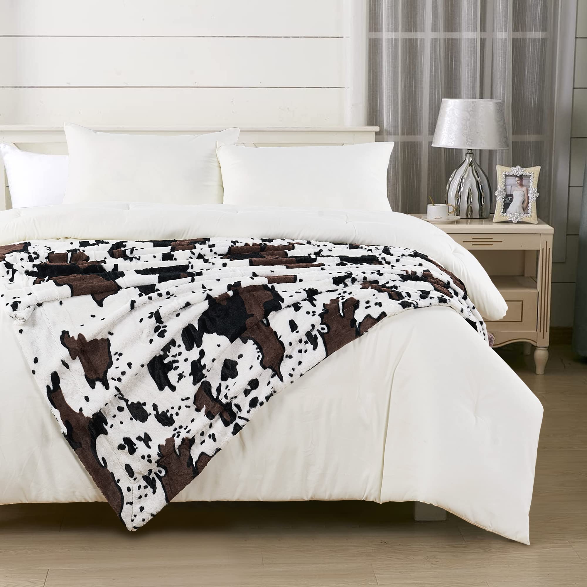 Home Soft Things Animal Printed Throw, 50" x 60", Cow