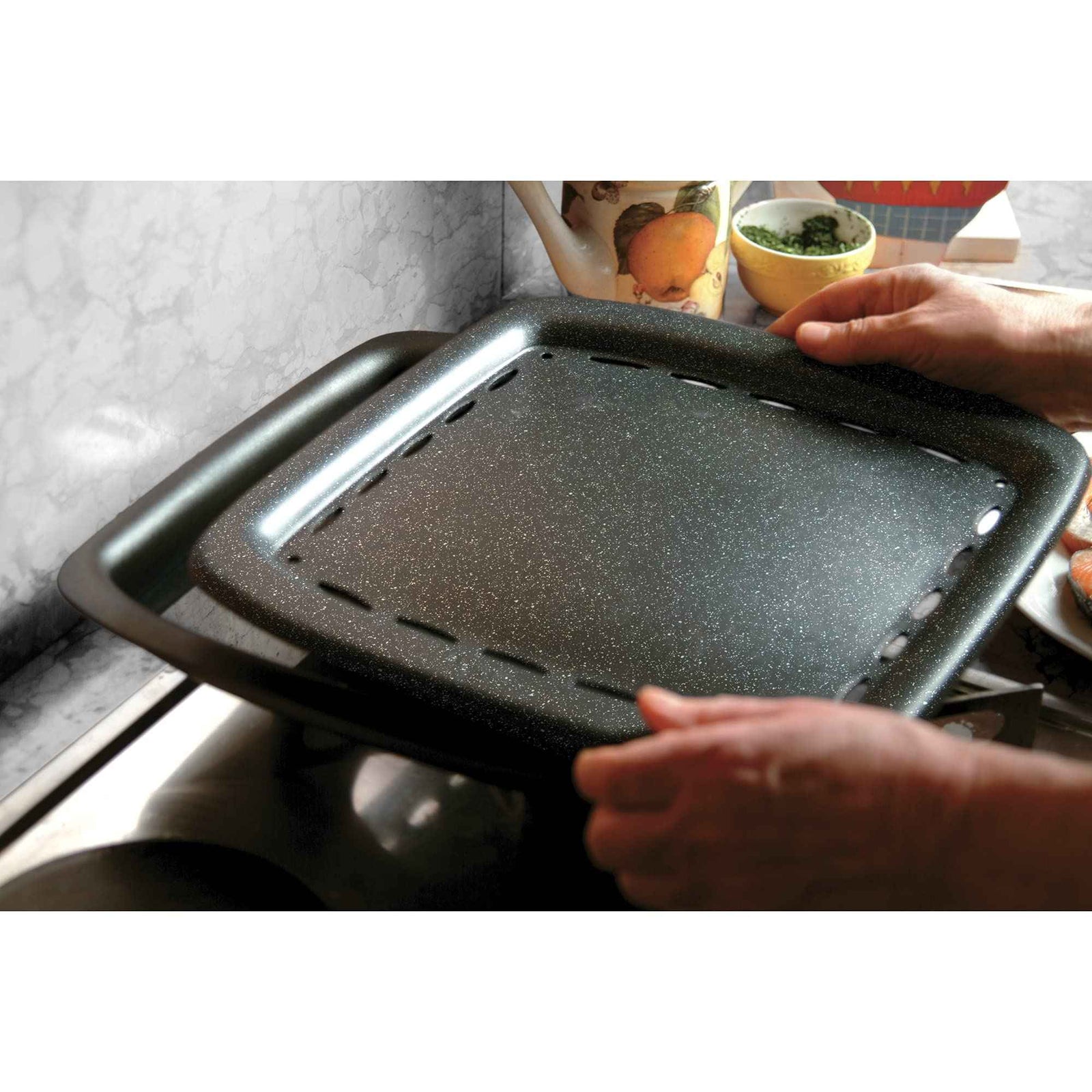 Moneta Squared Smokefree Grill Plate 26x26cm , Black