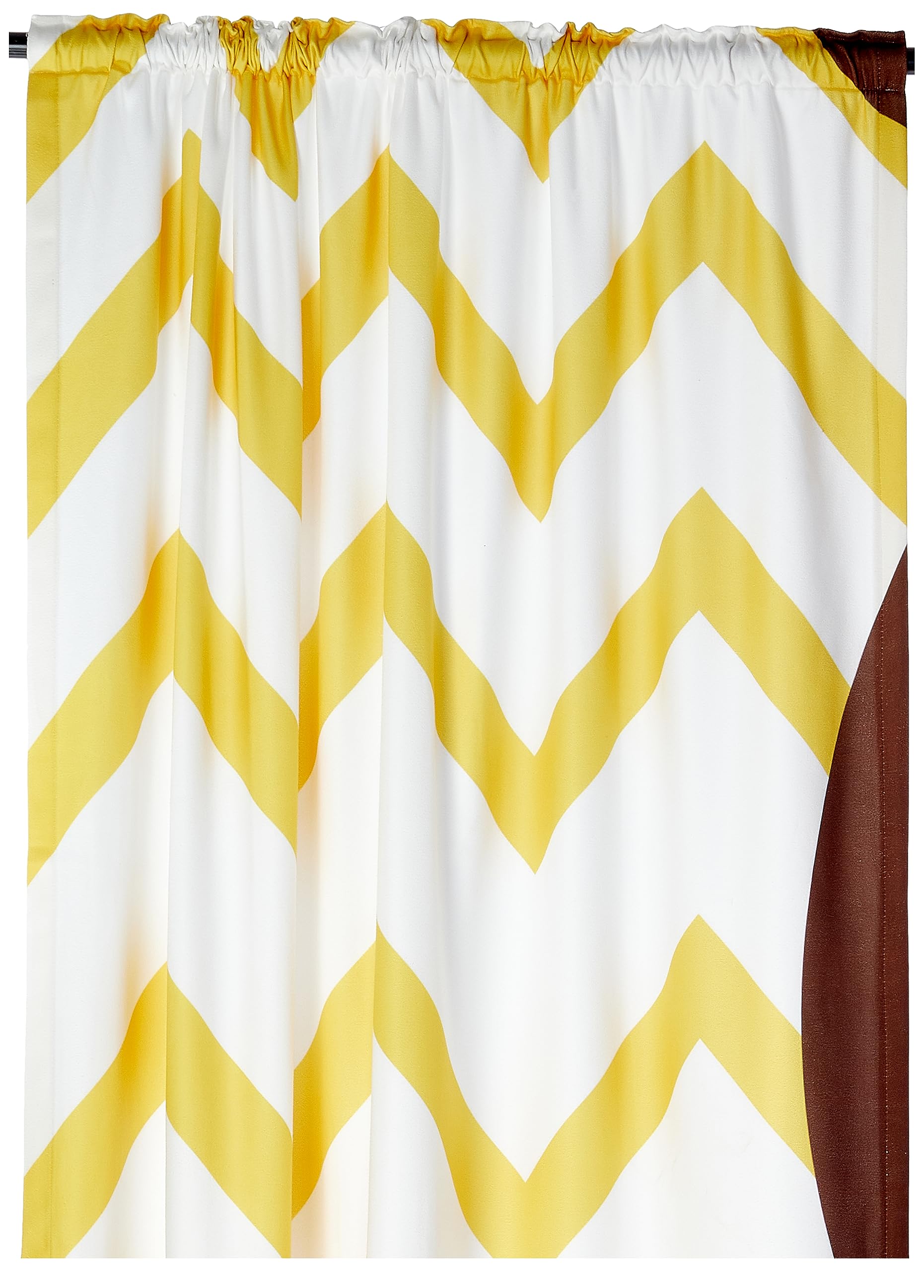 ستارة شتوية للأطفال من Shatta Fabrics and Curtains هي ستارة دافئة وأنيقة مصممة لتوفير جو مريح وجذاب في غرف الأطفال