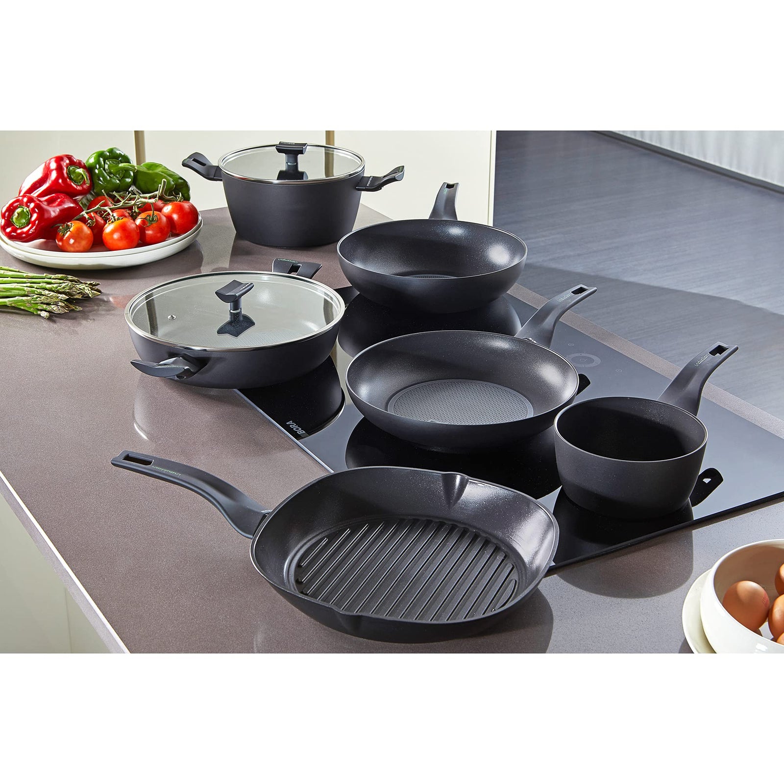 Moneta Nova, Protection Base, Skillet plus Lid 28cm, Aluminium, black