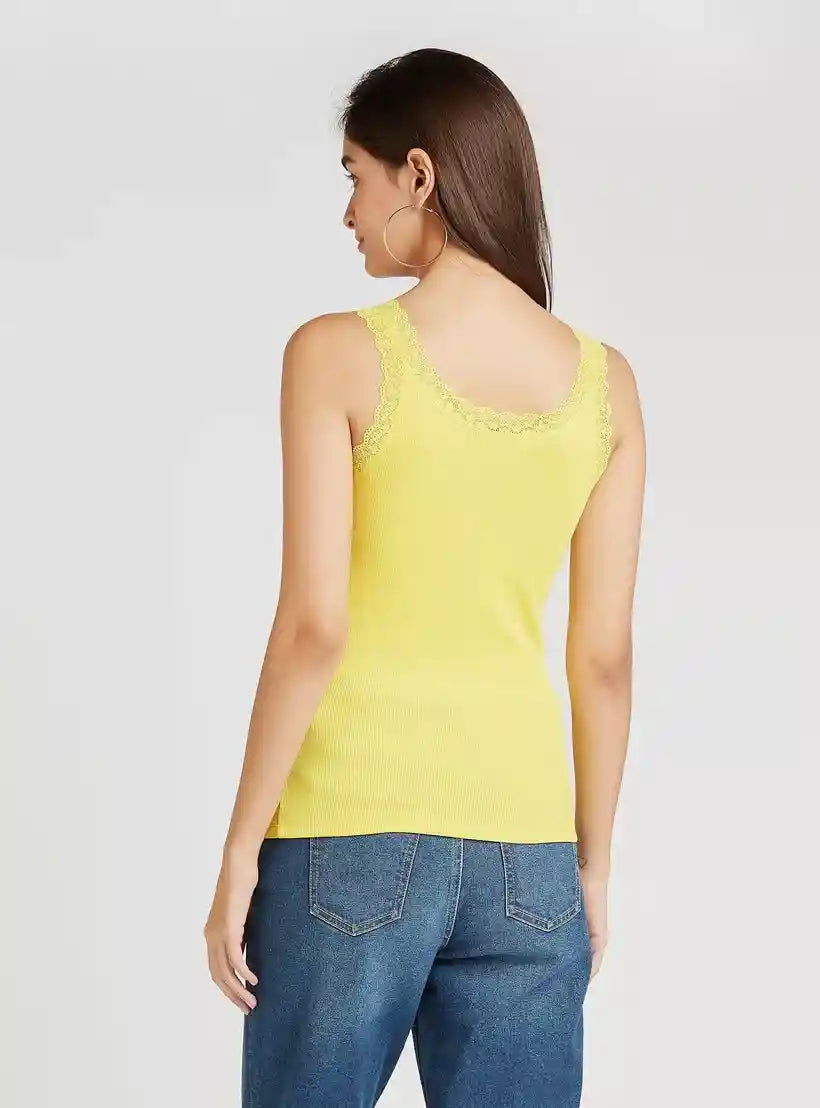 Skinny Fit Textured Camisole with V-neck and Lace Detail - Safqqa Egypt