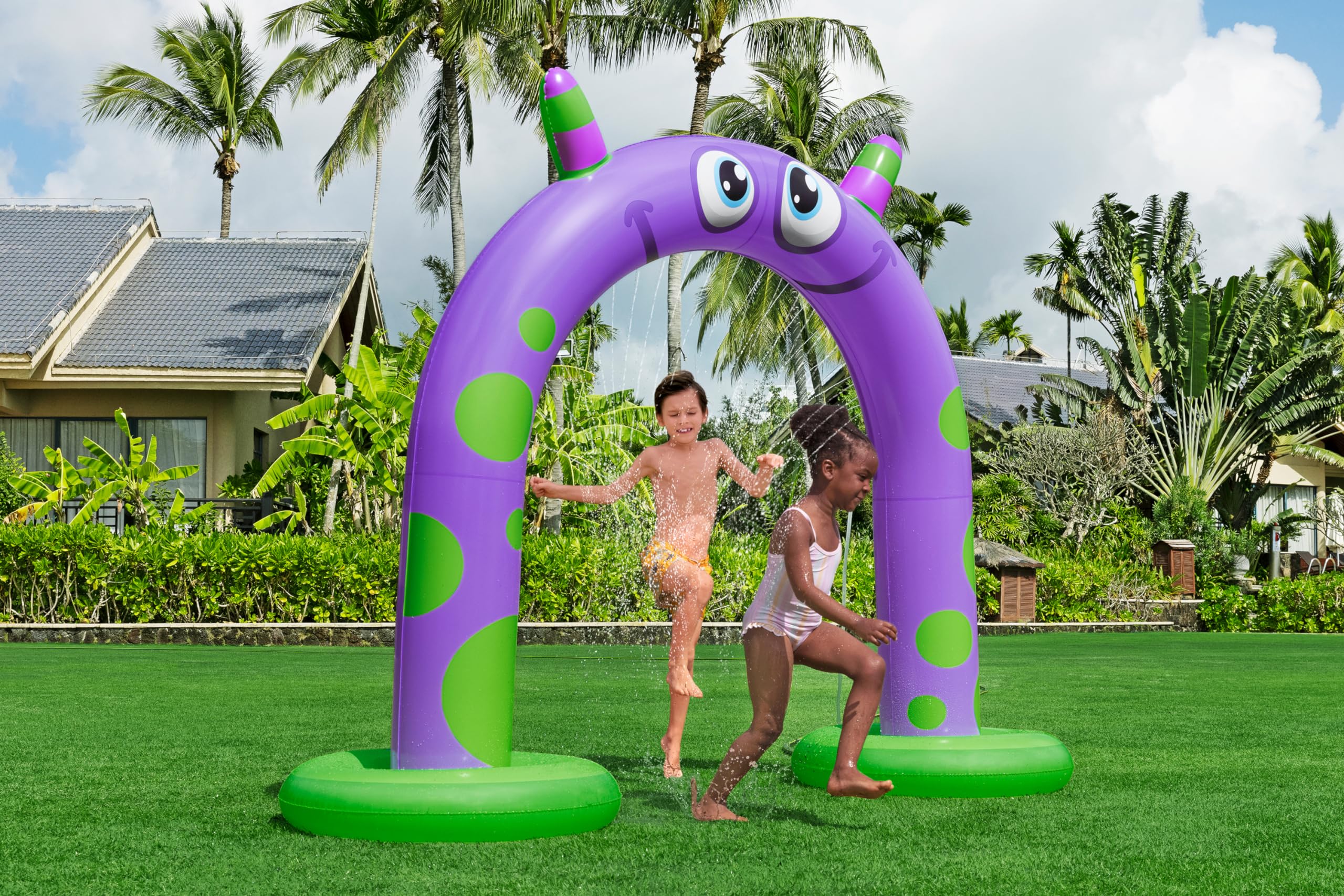 Bestway Jumbo Sprinkler 8' x 33" x 6'6" (2.44m x 84cm x 1.98m) Outdoor Water Spray Play Toy – Safqqa Egypt