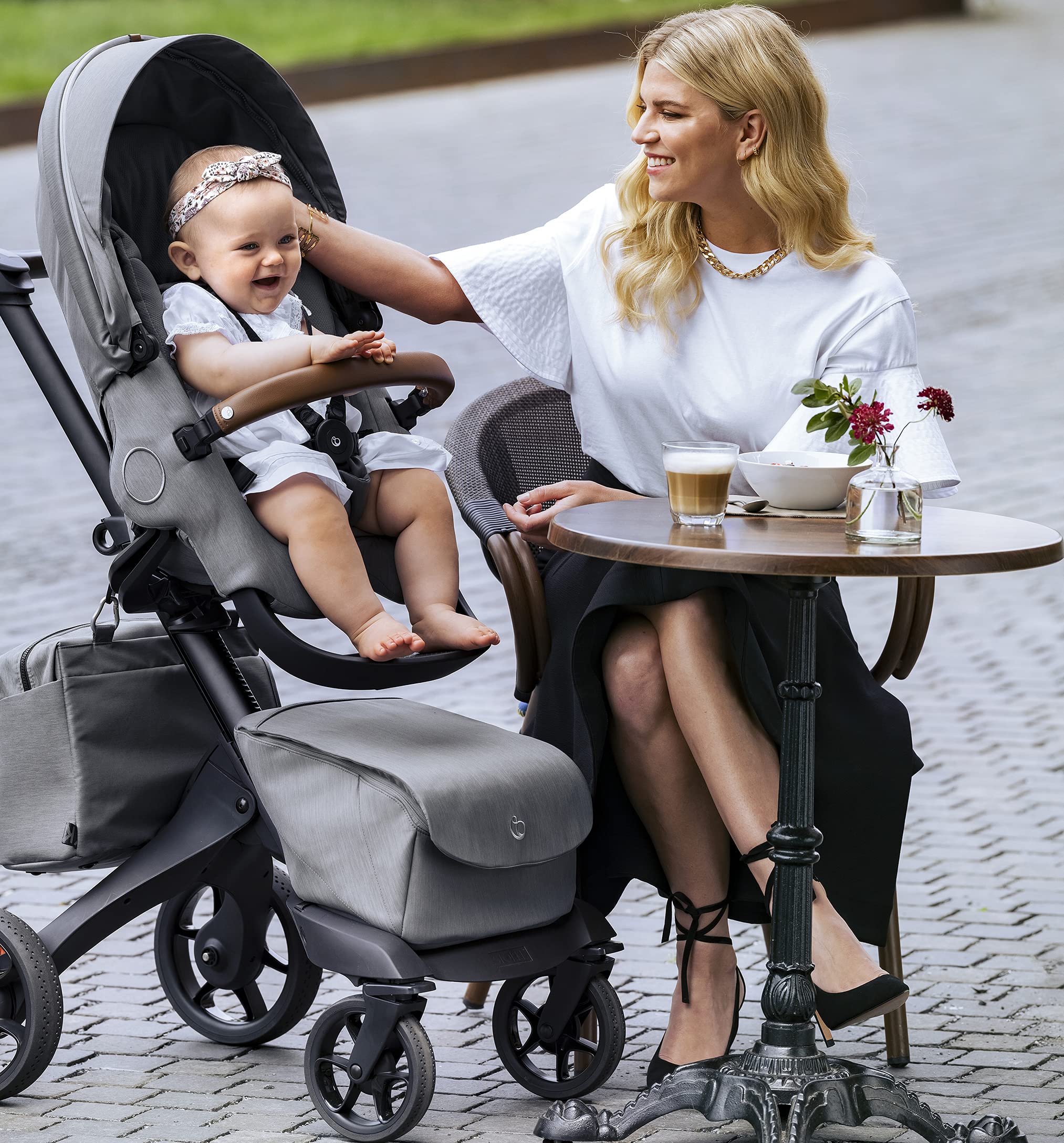 عربة أطفال Stokke Xplory X – فاخرة، رمادي حديث