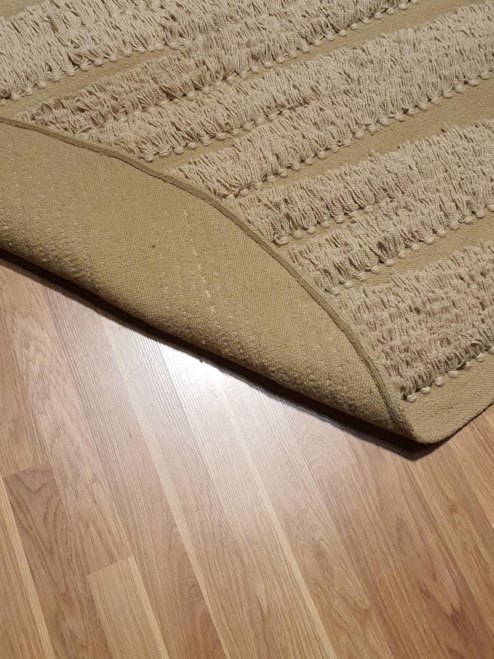 Kilim Studio Wool Rug Made From Premium quality Wool For Softness And Durability