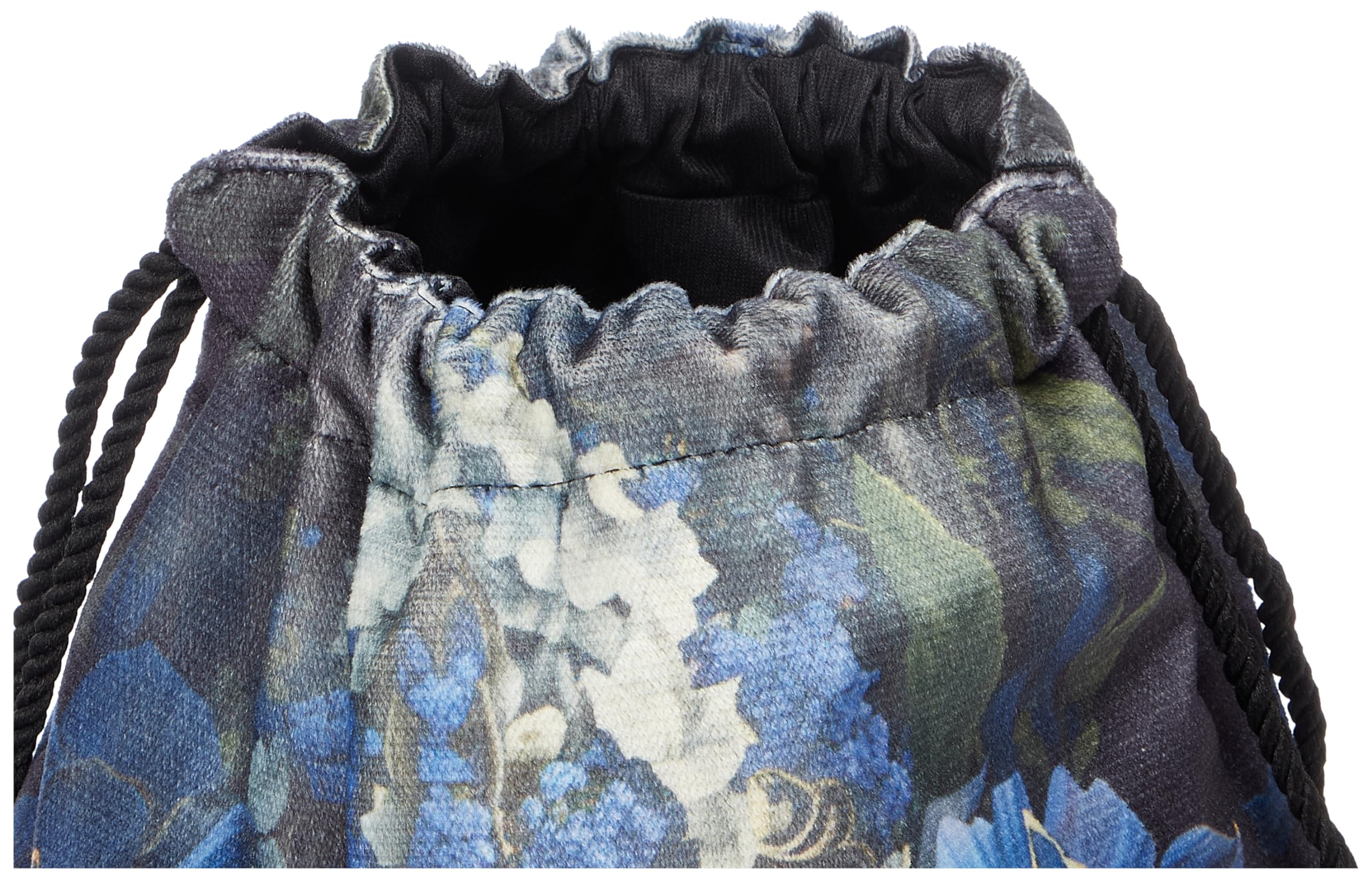 شنطة ظهر TAT موديل 636، كبيرة ومتعددة الألوان، مصممة لتجمع بين الأناقة والمتانة وسعة التخزين العملية