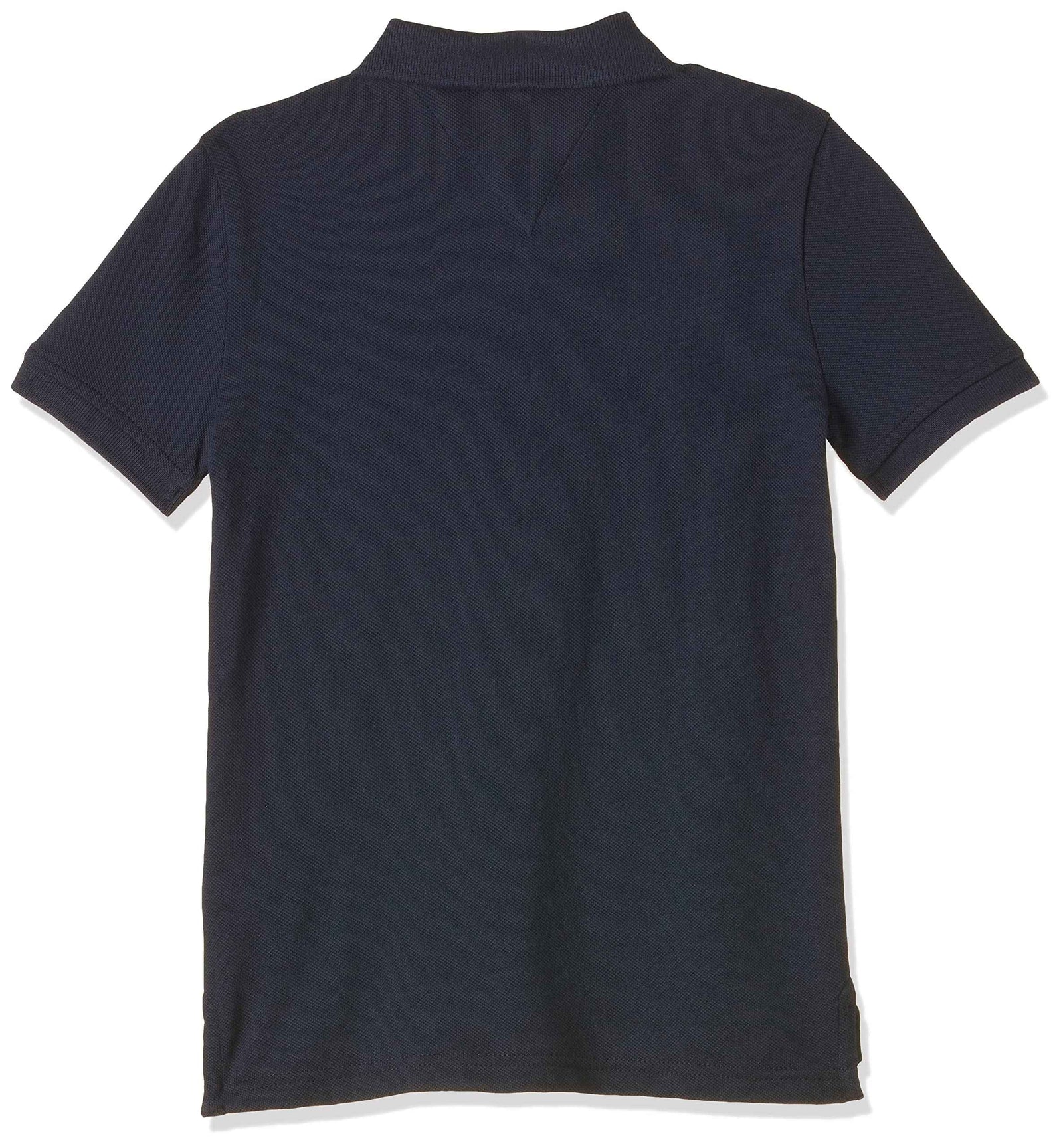 تيشيرتات للأولاد من تومي هيلفيغر توفر راحة وأناقة للاستخدام اليومي. مصنوعة من خامة ناعمة تسمح بمرور الهواء، مما يجعلها مناسبة للمدرسة والخروج والأنشطة اليومية