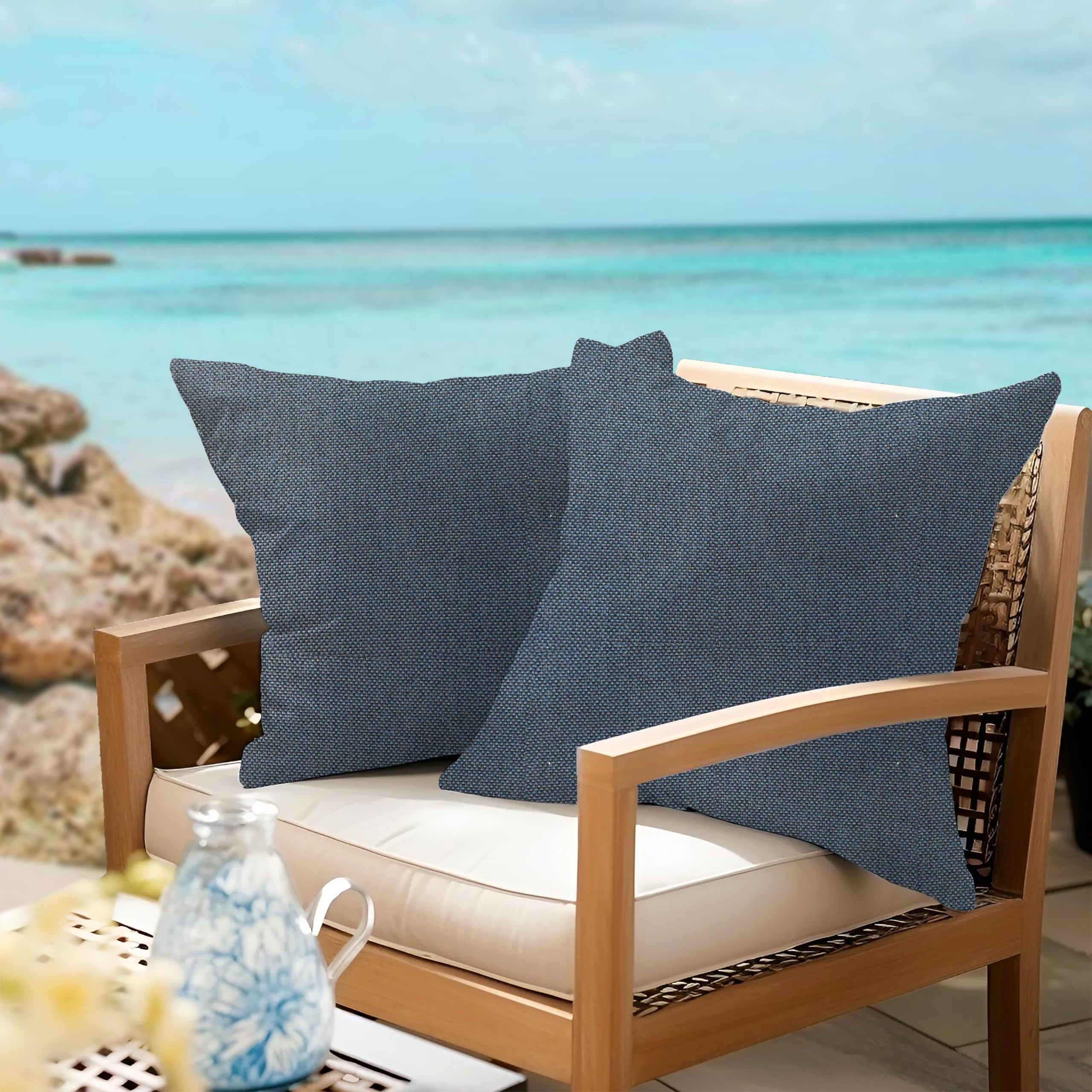وسادة الديكورية المربعة من Home N Décor (مقاومة للماء، قطعة واحدة)