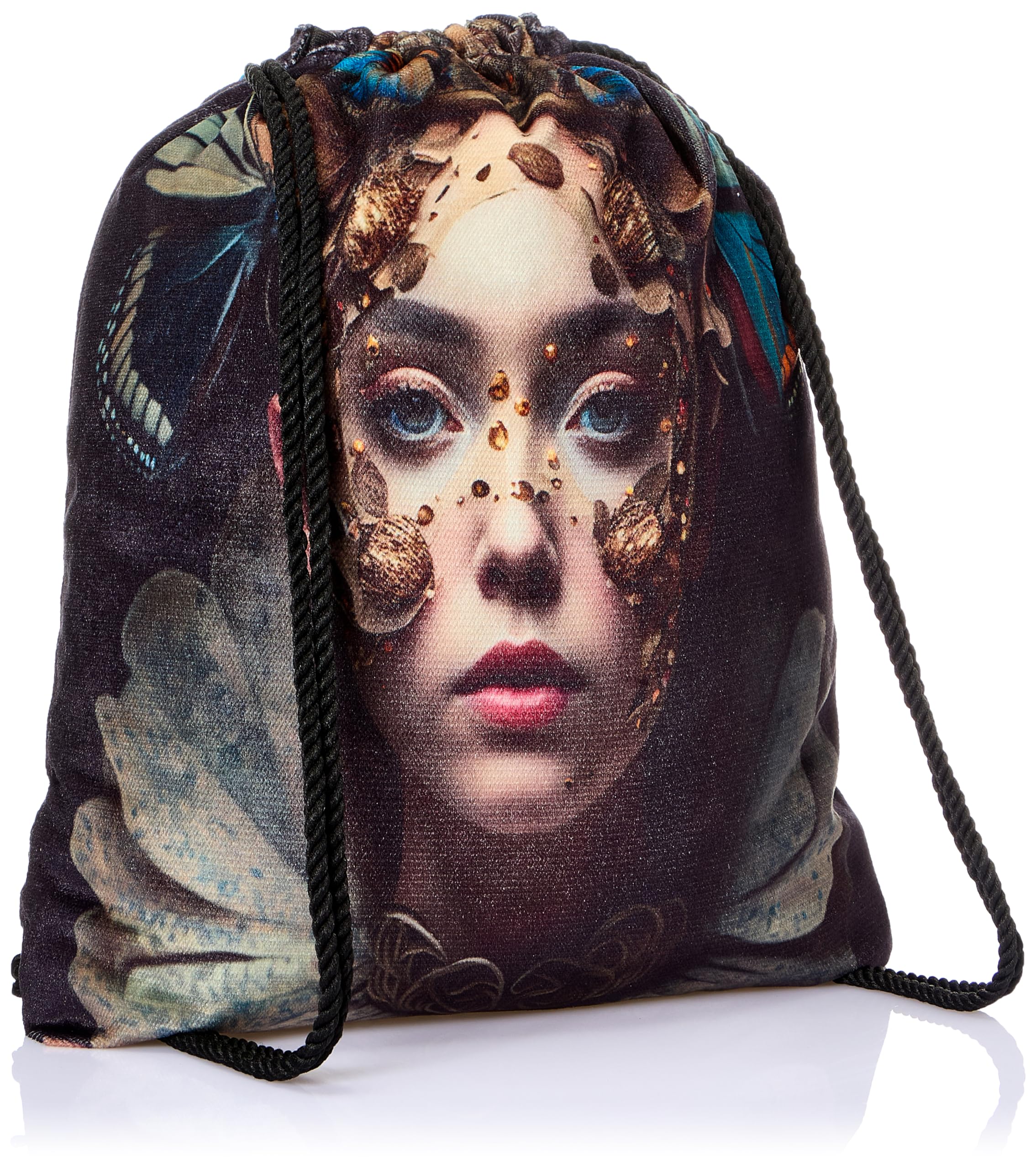 حقيبة TAT بسحب للحبال للأطفال هي حقيبة خفيفة وسهلة الاستخدام مصممة خصيصاً للأطفال. يتيح نظام الإغلاق بالسحب (drawstring) فتحها وإغلاقها بسرعة وبشكل مستقل