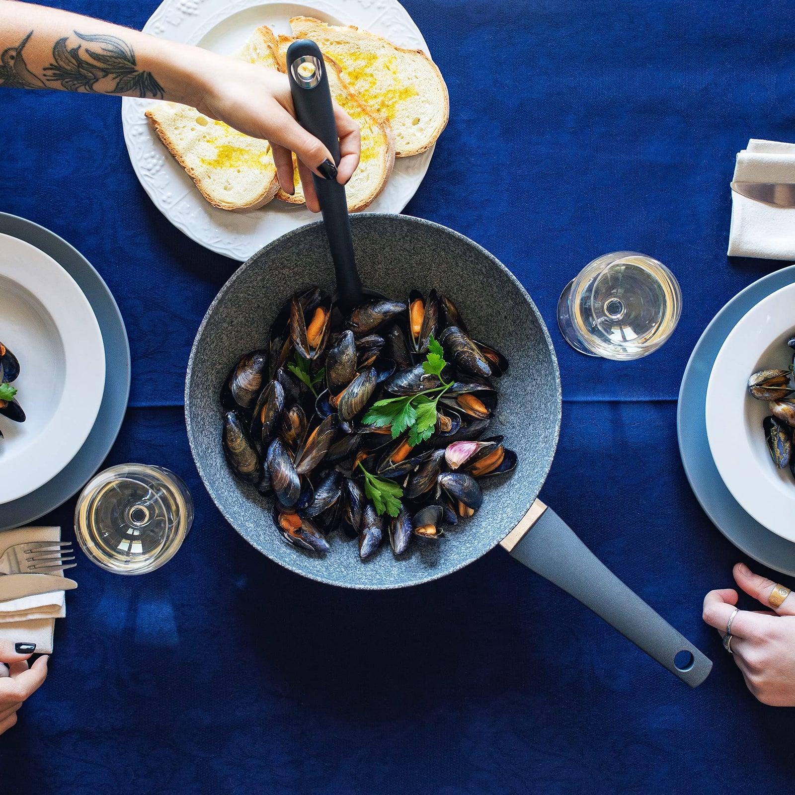 Moneta Saucepan• Made from durable, high-quality materials