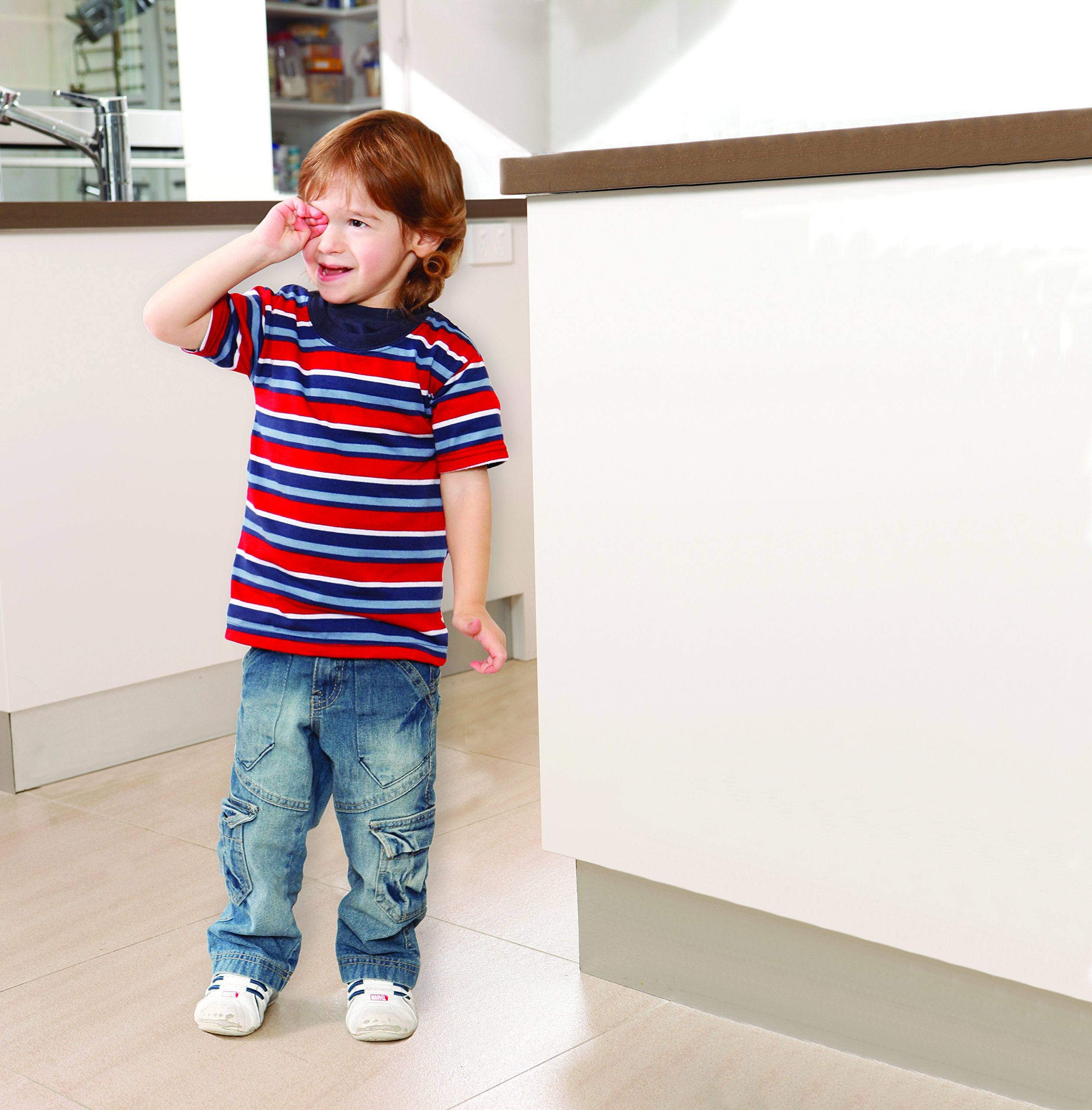  واقيات الزوايا من Dream Baby. مصممة للسلامة، تعمل هذه الواقيات على تبطين الزوايا وتقليل خطر الإصابات في المنزل.