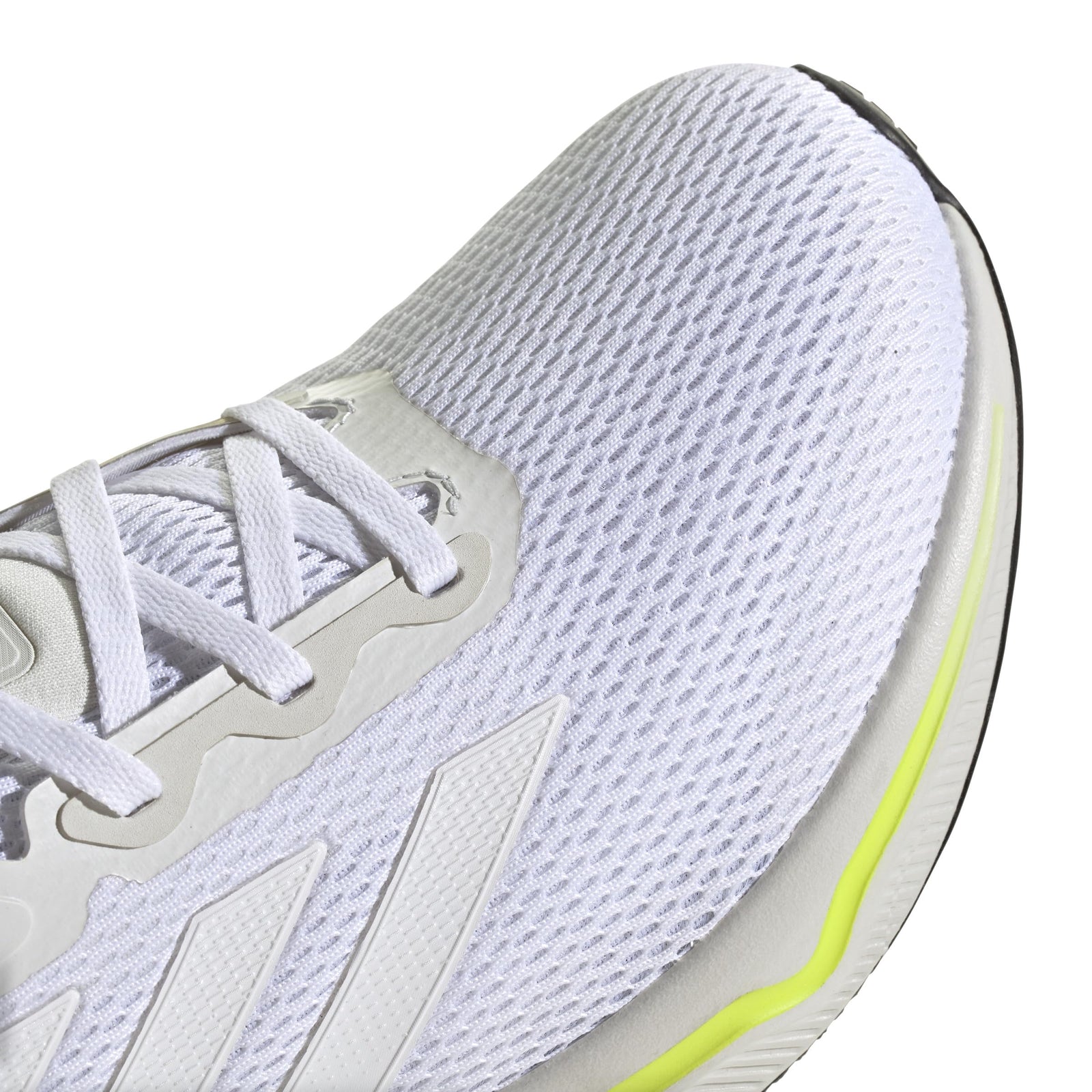 أحذية adidas للرجال مصممة لتوفر الراحة والمتانة والأناقة العصرية. مصنوعة من مواد عالية الجودة، وتتميز بنعال مبطنة وأقمشة قابلة للتنفس ونعل خارجي قوي لدعم مثالي طوال اليوم. مثالية للرياضة أو التمارين