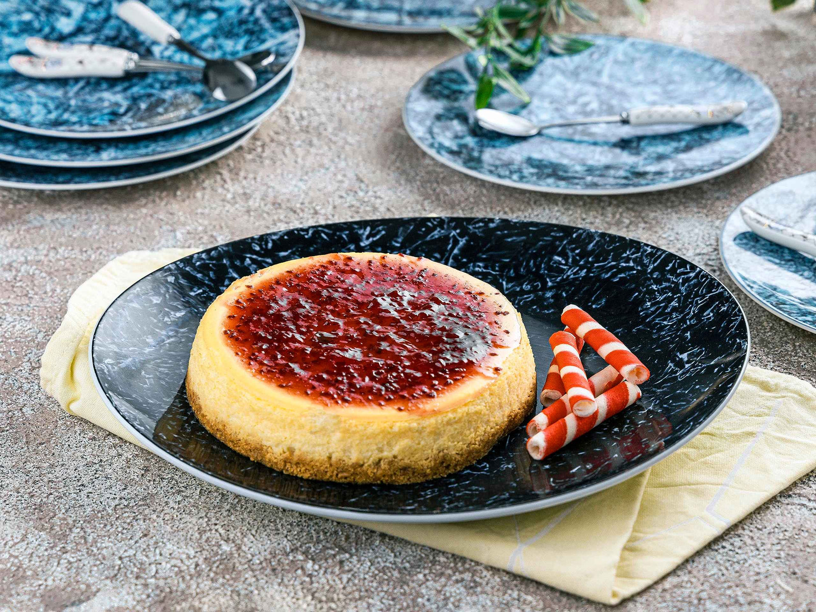 طقم حلوى 7 قطع من البورسلين – نقش رخام أسود تركواز