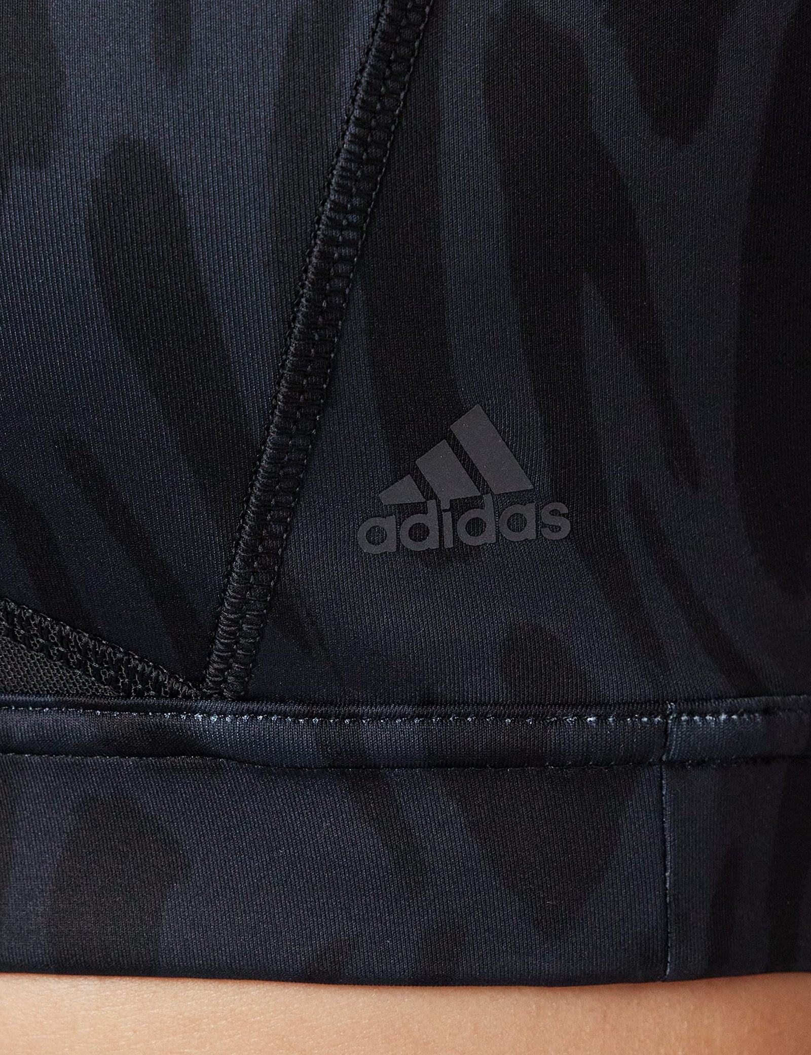 حمالة صدر رياضية للنساء من أديداس TRN TIGR – دعم خفيف