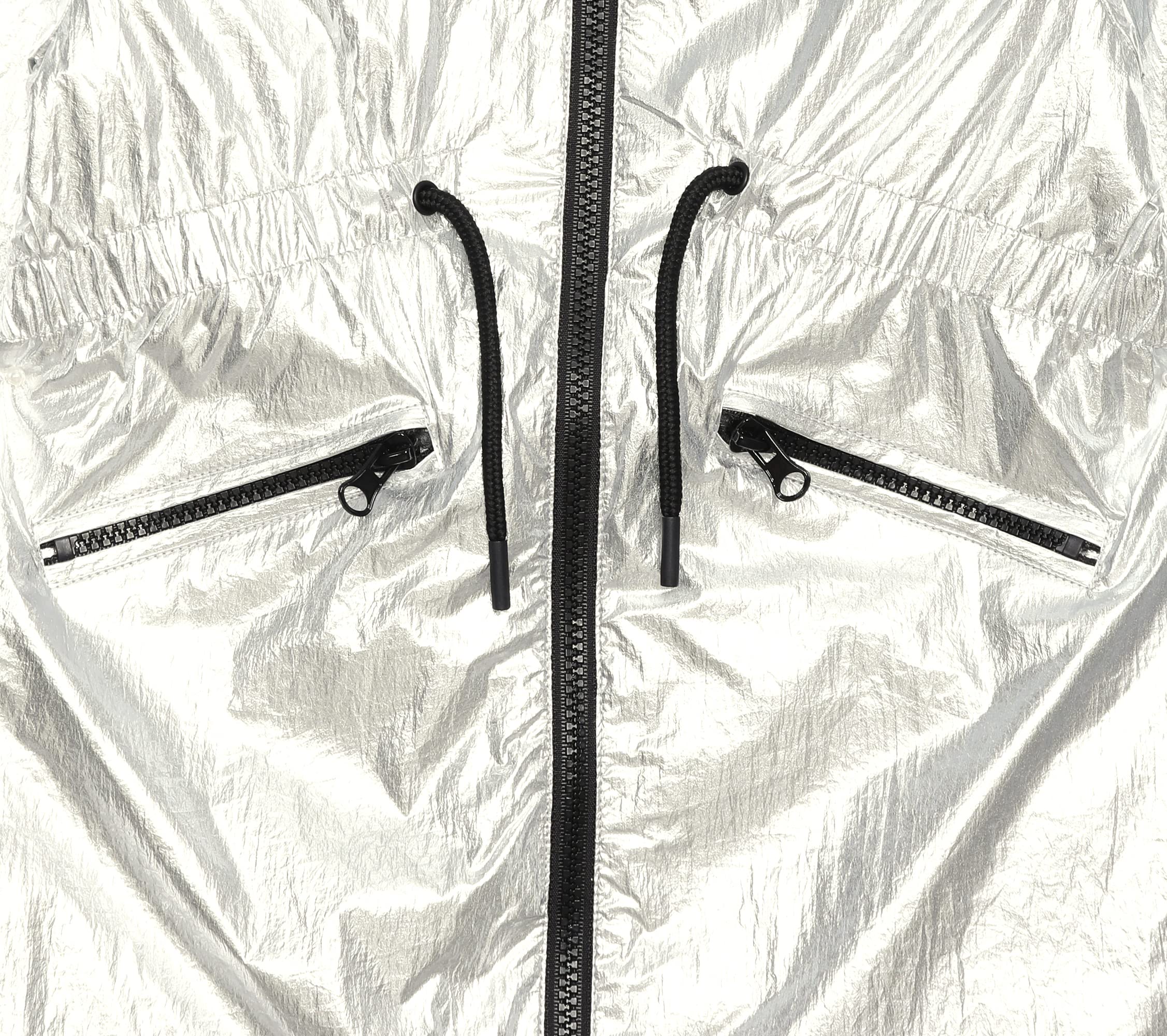 جاكيت من ماتلان للبنات يتميز بتصميم عملي وأنيق يوفر الدفء والراحة. مصنوع من خامات جيدة تمنح إحساسًا مريحًا مع سهولة الحركة