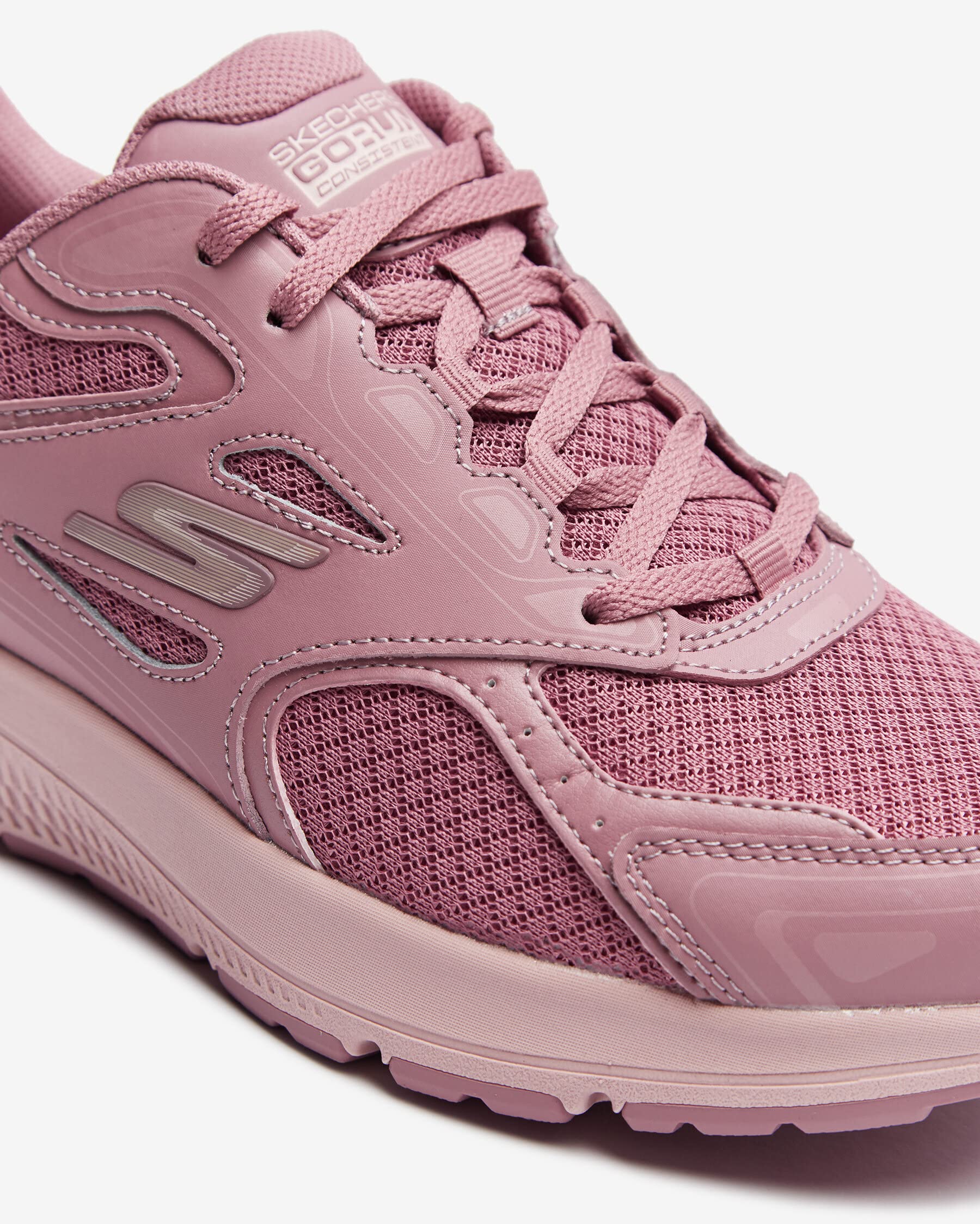 حذاء نسائي أنيق من سكيتشرز